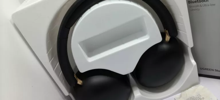 sluchawki-ugreen-studio-max2-wireless-headphones-ean-gtin-6941876240180