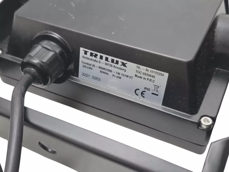 naswietlacz-reflektor-led-trilux-combial-20-rb8r3500-740-barwa-swiatla-24234-2