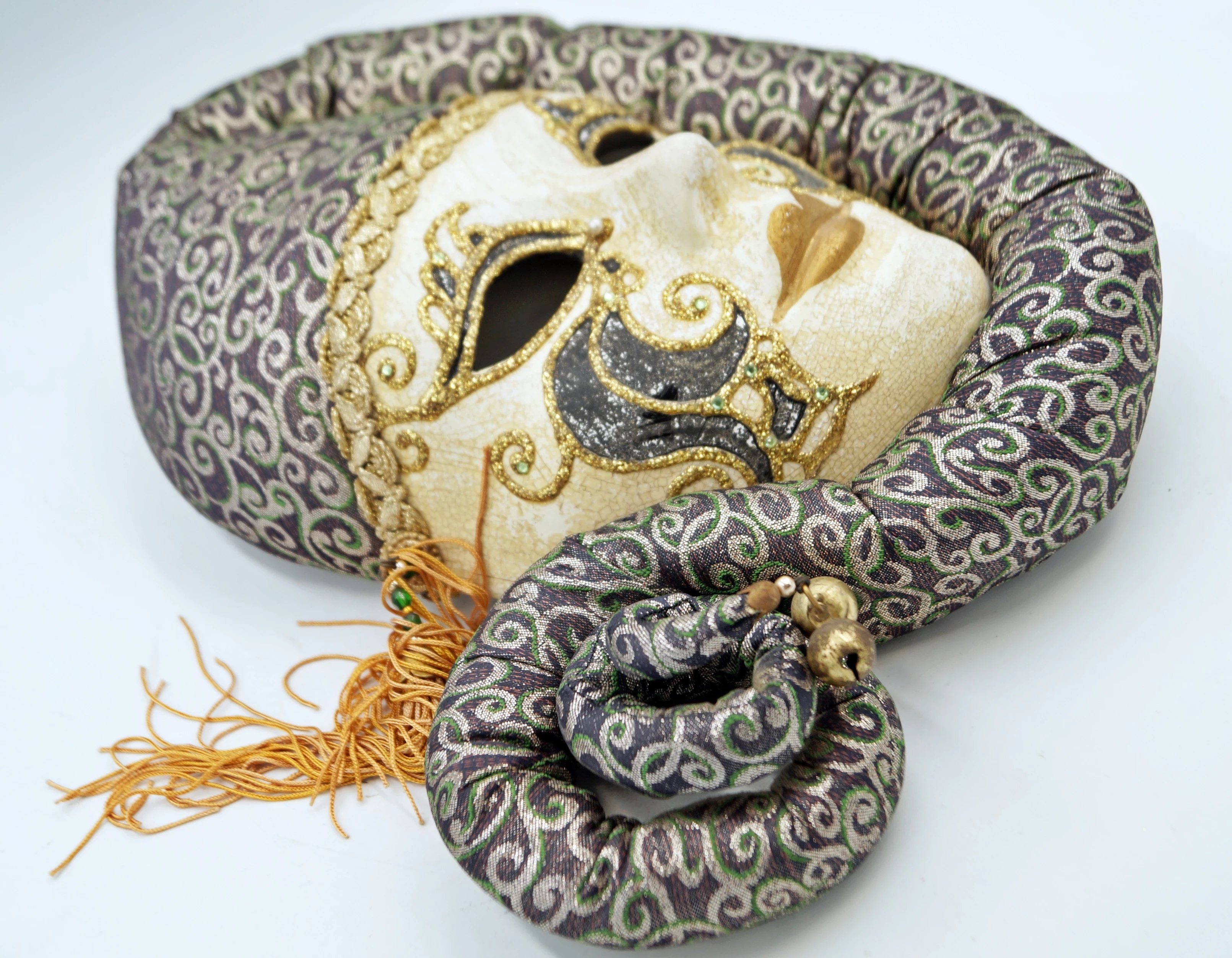 vincenzo-manzini-carnevale-mask-blazen-orginalna-wencka-maska-sciena-wysokosc-produktu-30