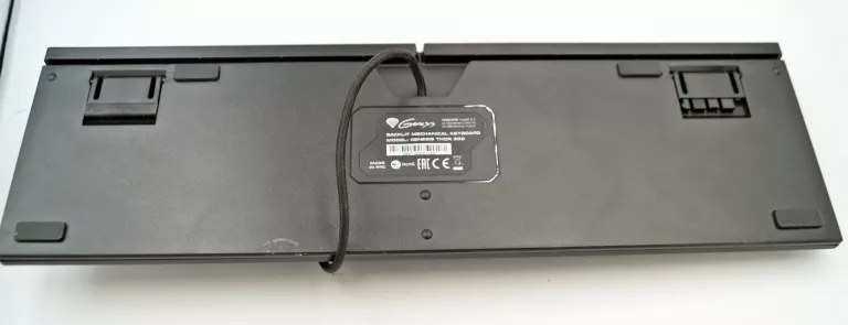 klawiatura-genesis-thor-300-rgb-kod-producenta-nkg-1571