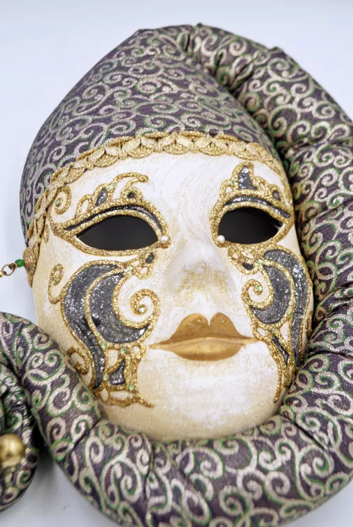 vincenzo-manzini-carnevale-mask-blazen-orginalna-wencka-maska-sciena-kod-producenta-vincenzo-manzini-carnevale-mask