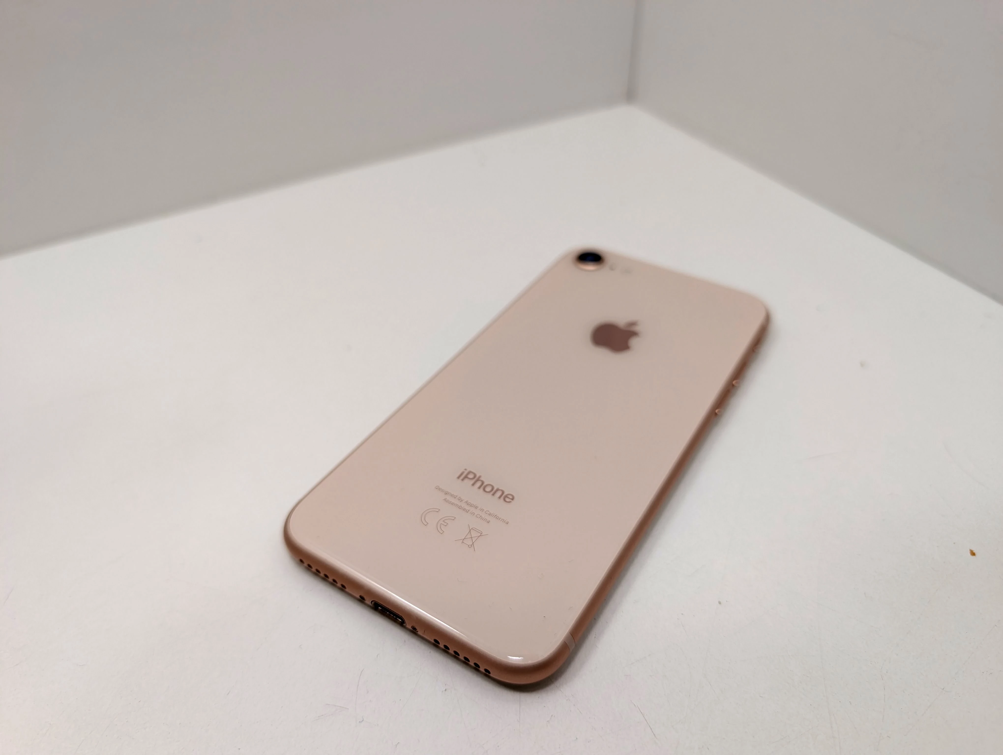 telefon-iphone-8-64gb-77-kondycji-baterii-rozowy-wbudowana-pamiec-202869-214193