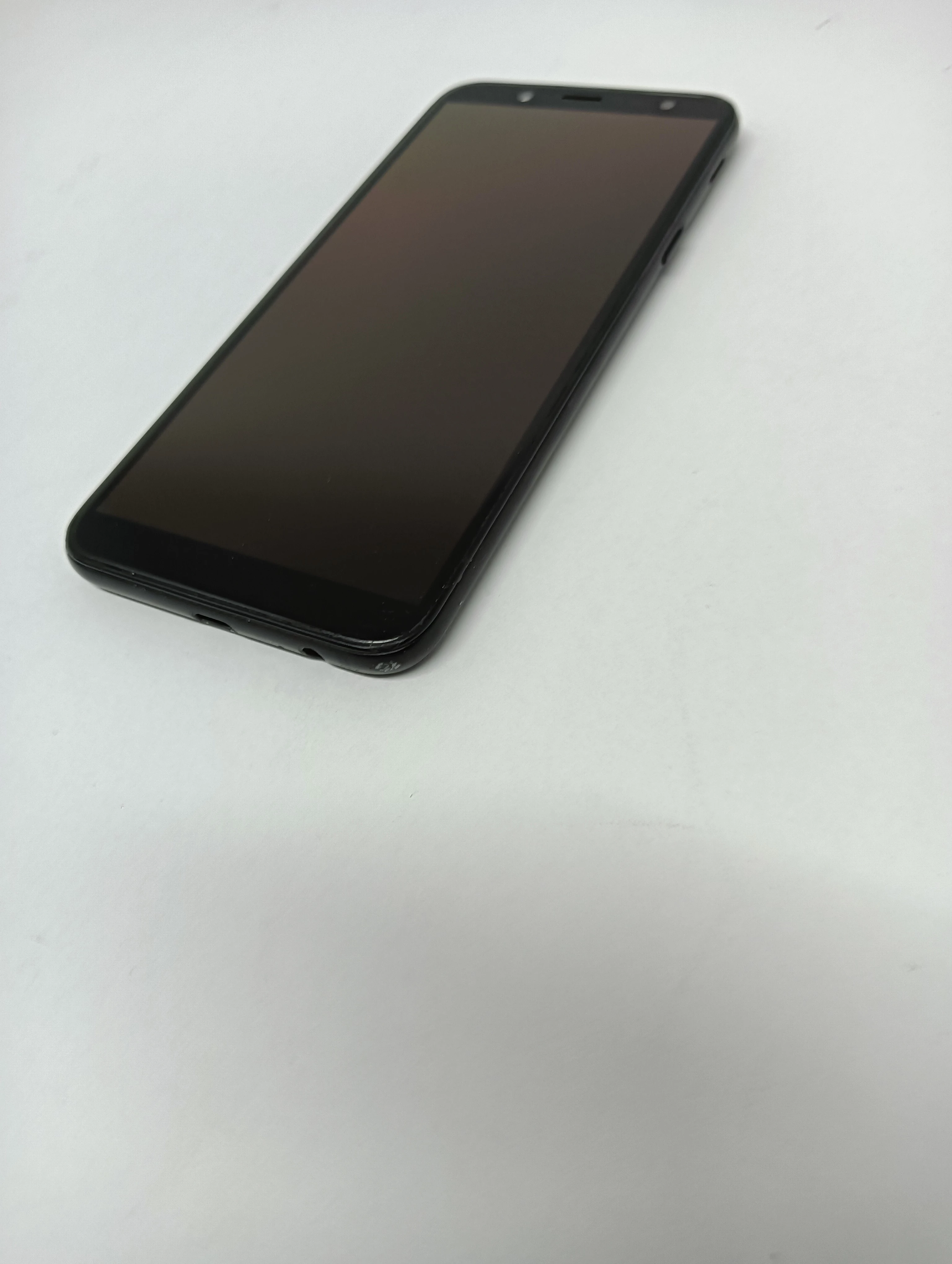 telefon-samsung-galaxy-a6-kod-producenta-sm-a600fzknxeo