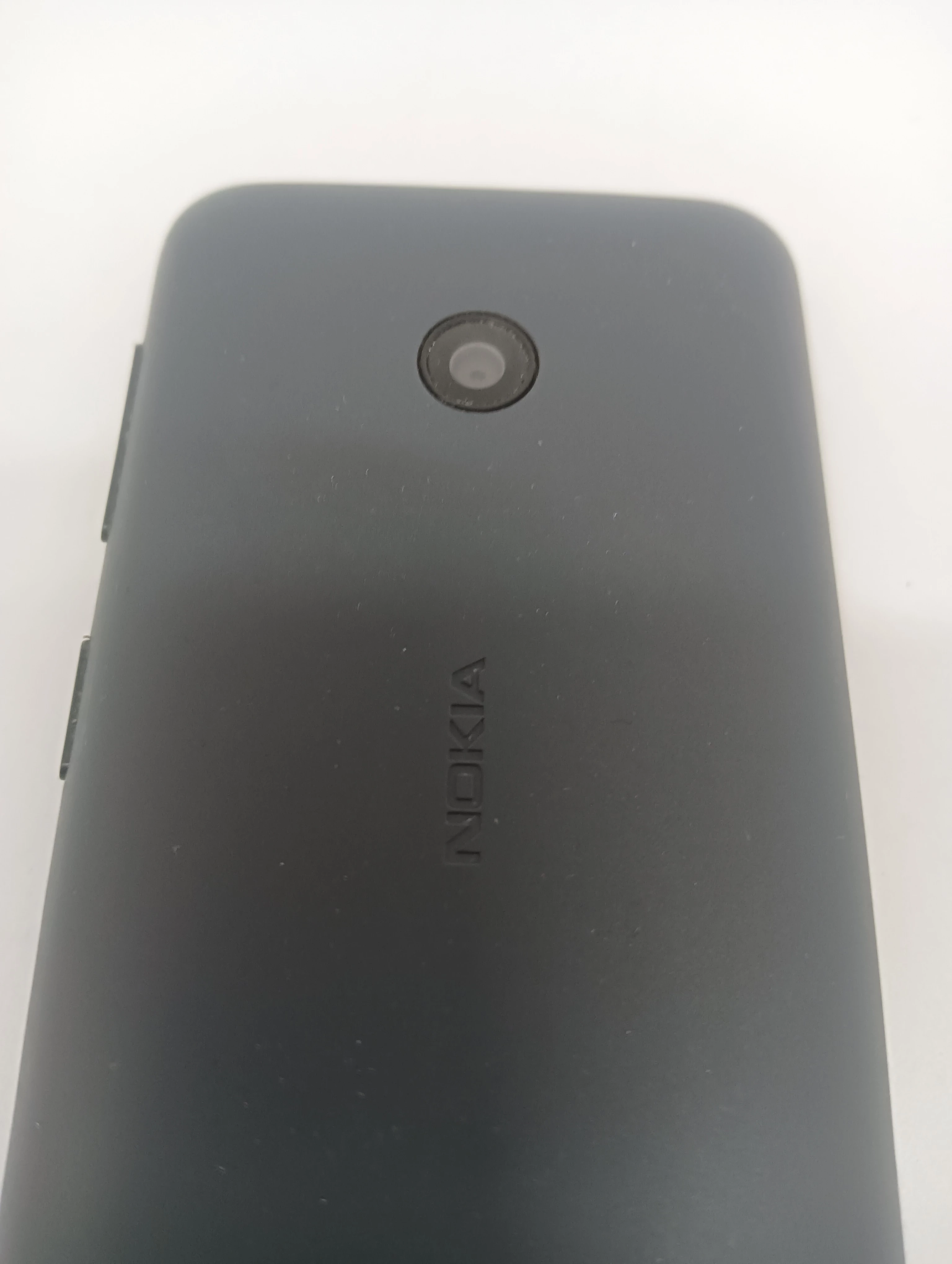 telefon-nokia-lumia-530-przekatna-ekranu-400