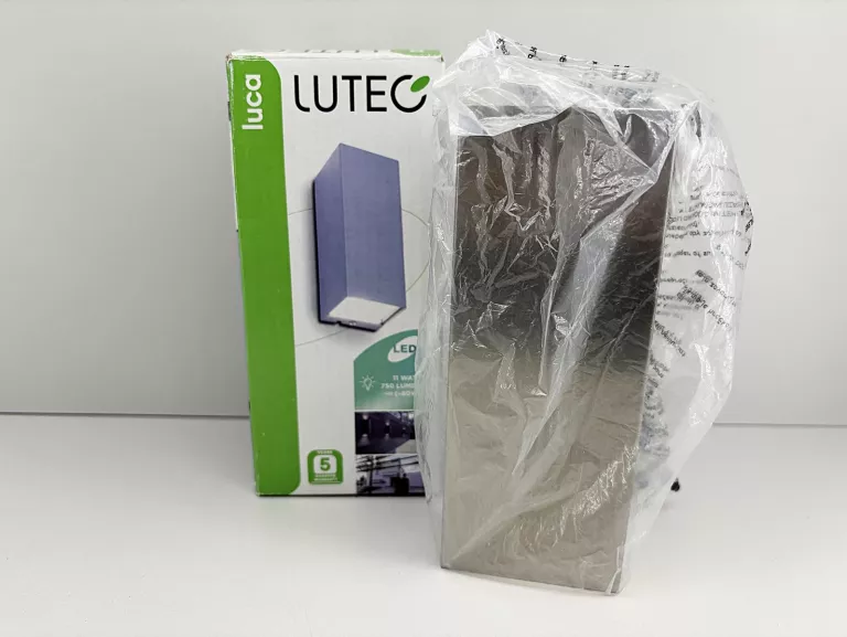 kinkiet-zewnetrzny-luca-stal-nierdzewna-led-zintegrowany-11w-3000k-600lm-chinska-3b-wroclaw