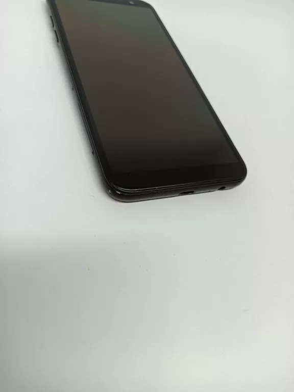 telefon-samsung-galaxy-a6-stan-11323-2