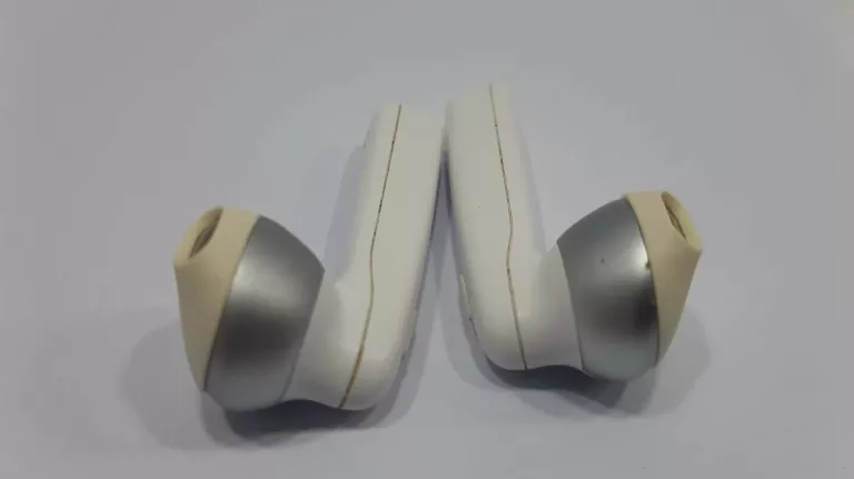 jbl-tune-220-tws-kolor-dominujacy-129357-2