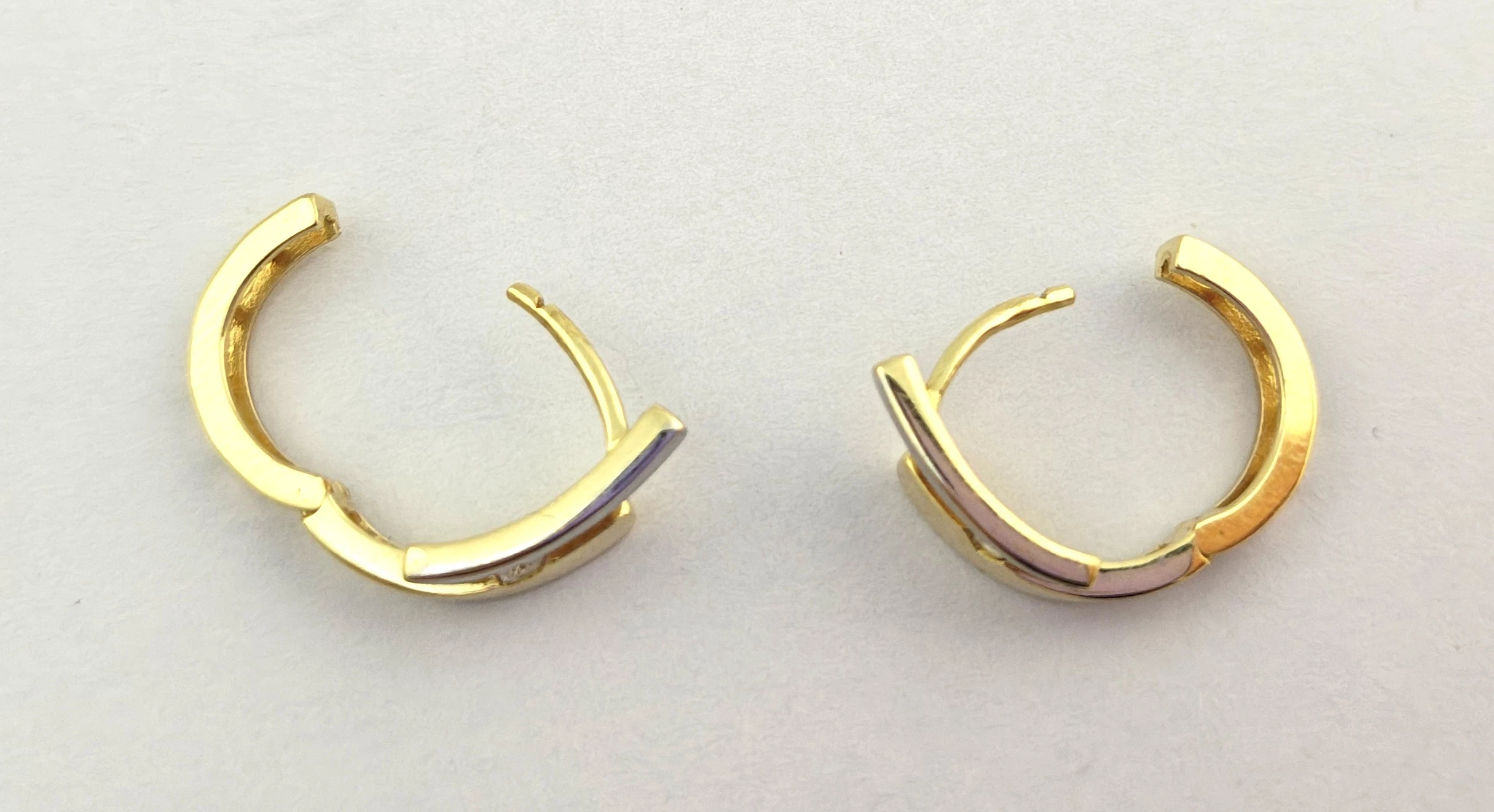 zlote-kolczyki-z-bialym-zlotem-kolka-cyrkonie-585-303g-stan-11323-2