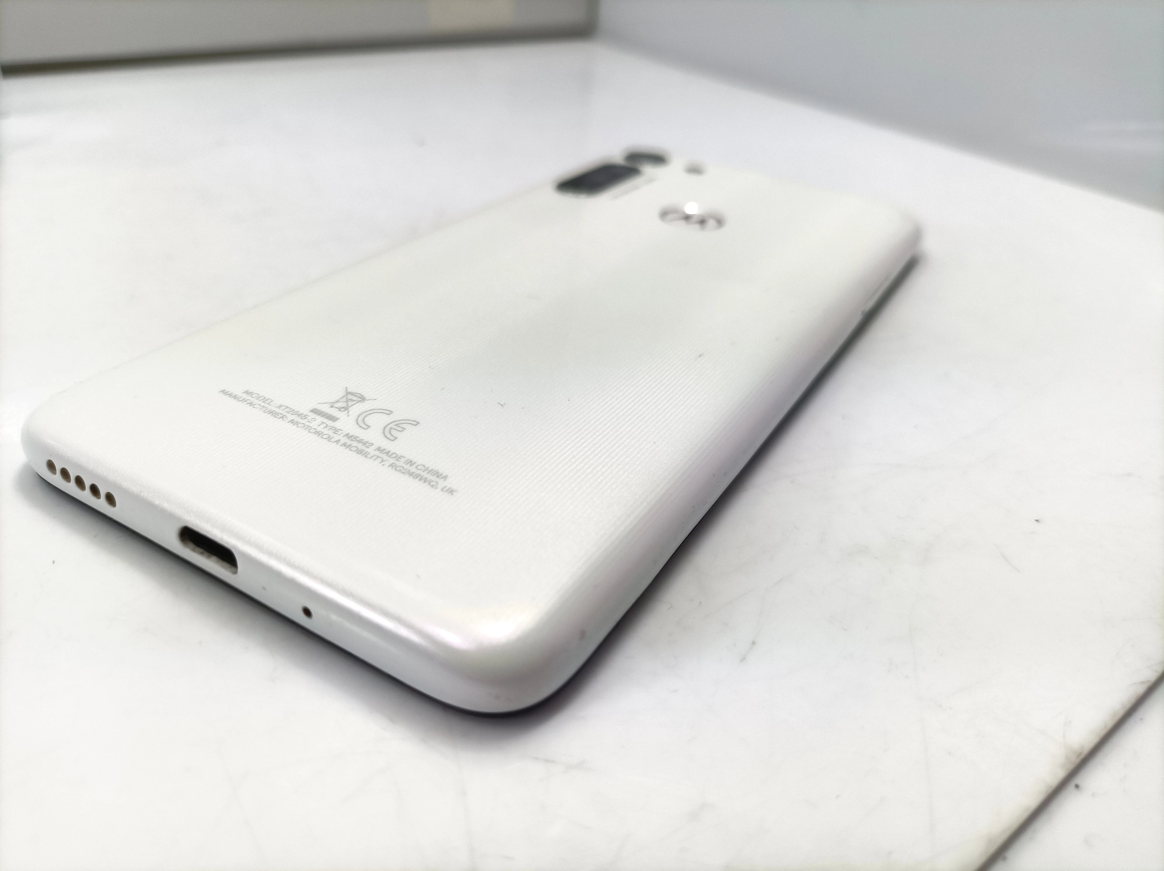 telefon-motorola-moto-g8-power-464gb-typ-202685-212929