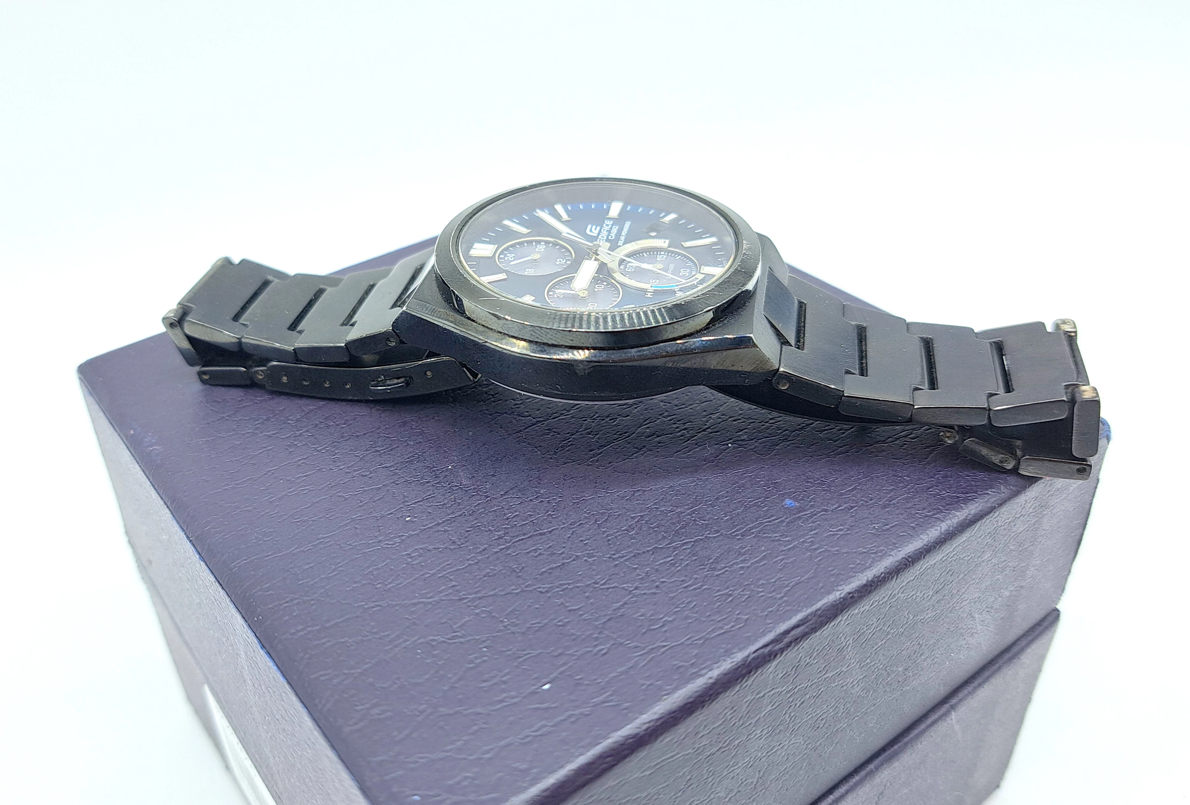 zegarek-casio-edifice-efs-s630-ksztalt-koperty-129223-2