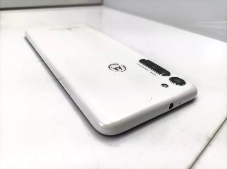 telefon-motorola-moto-g8-power-464gb-przekatna-ekranu-640