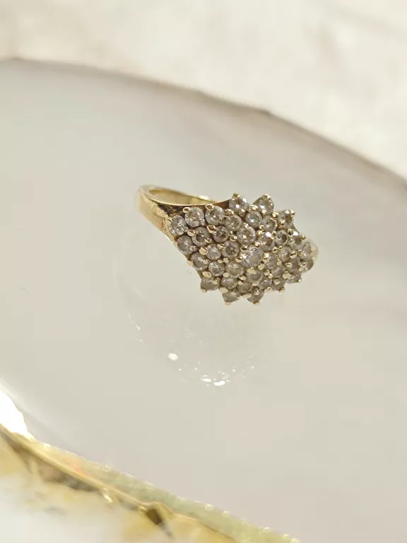 zloty-pierscionek-z-cyrkoniami-p585-r12-230g-waga-456