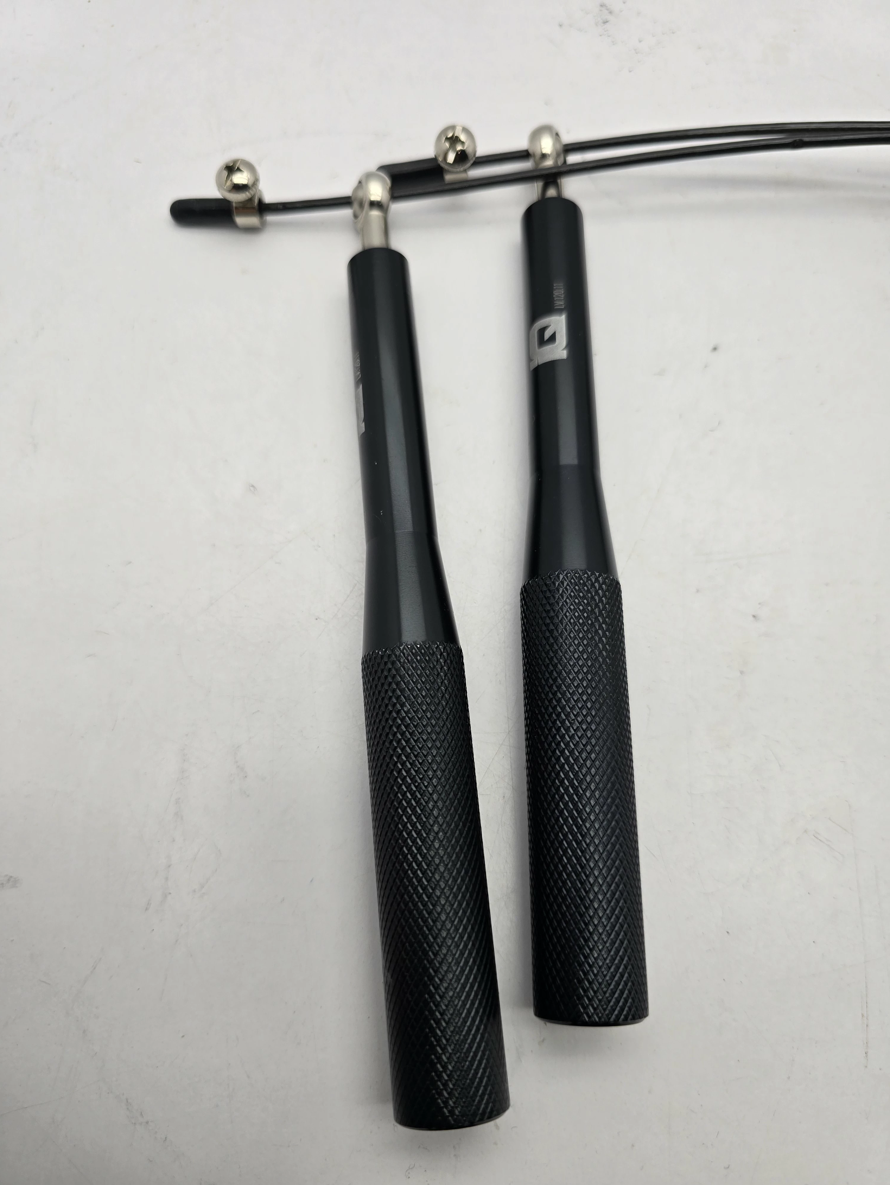 skakanka-szybkosciowa-iq-projump-metalowa-linka-stan-11323-2