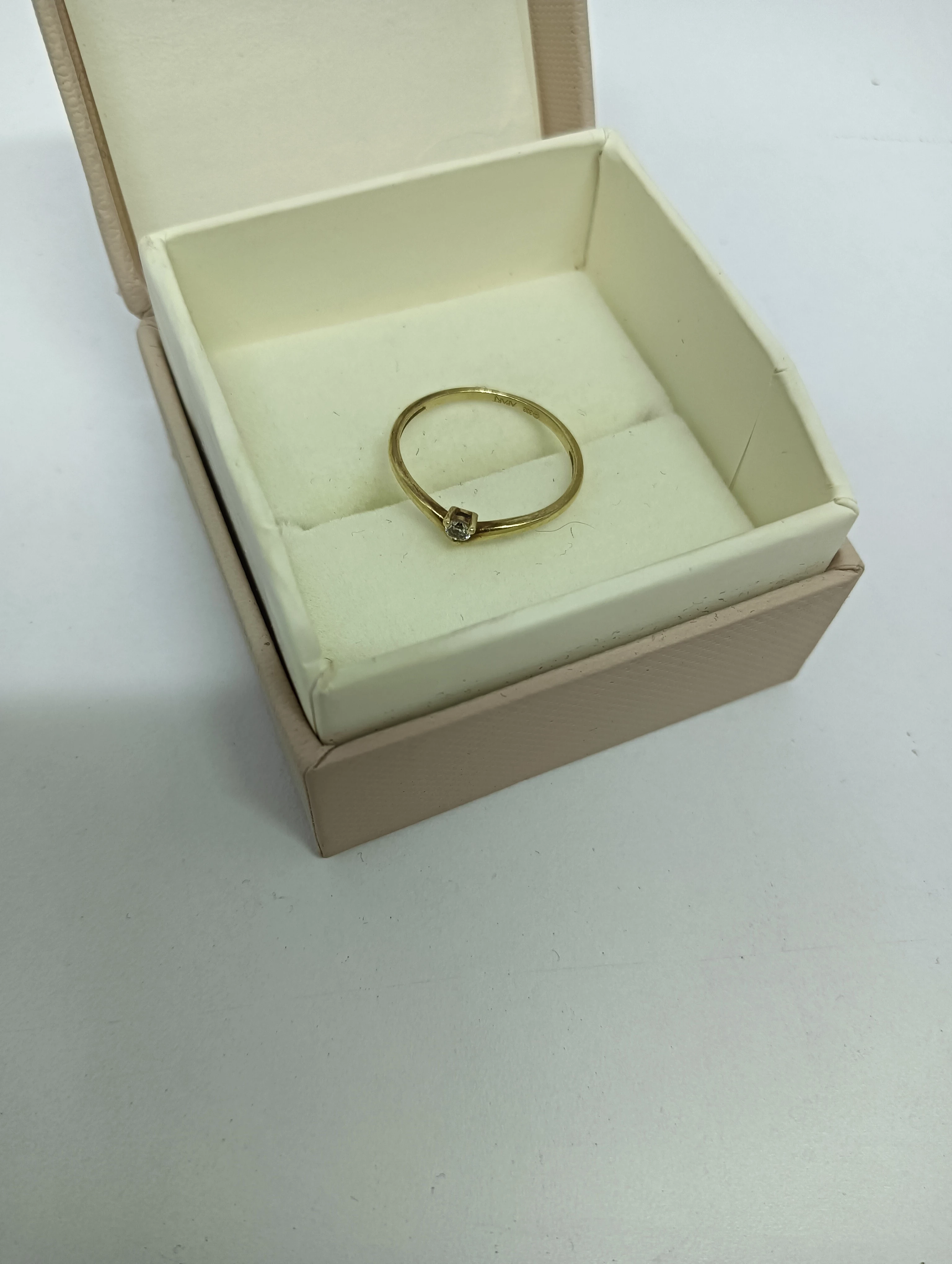 zloty-pierscionek-p333-rodzaj-2205-2