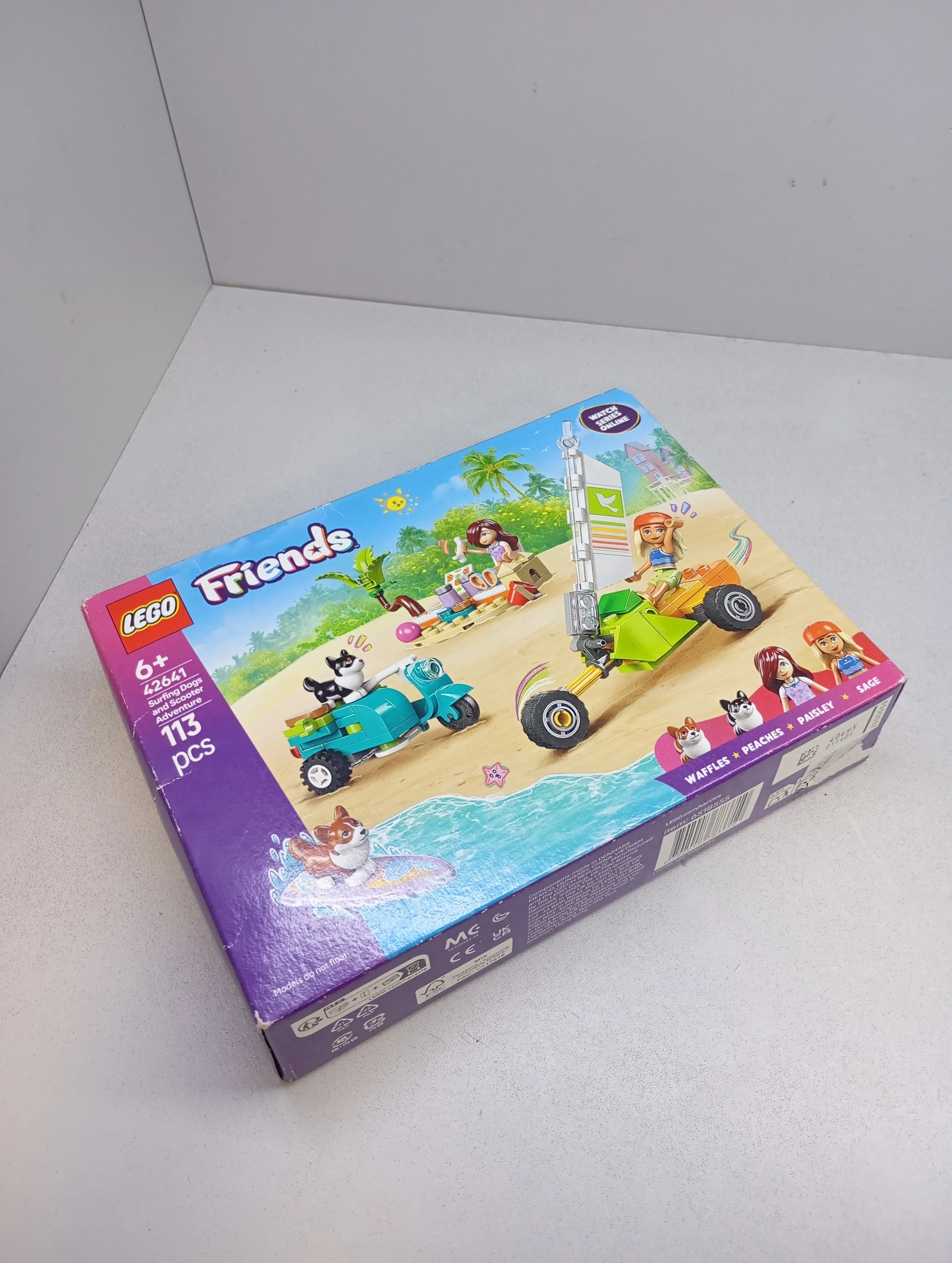 lego-friends-przygoda-z-surfujacymi-psami-i-skuterem-42641-ean-gtin-5702017783710