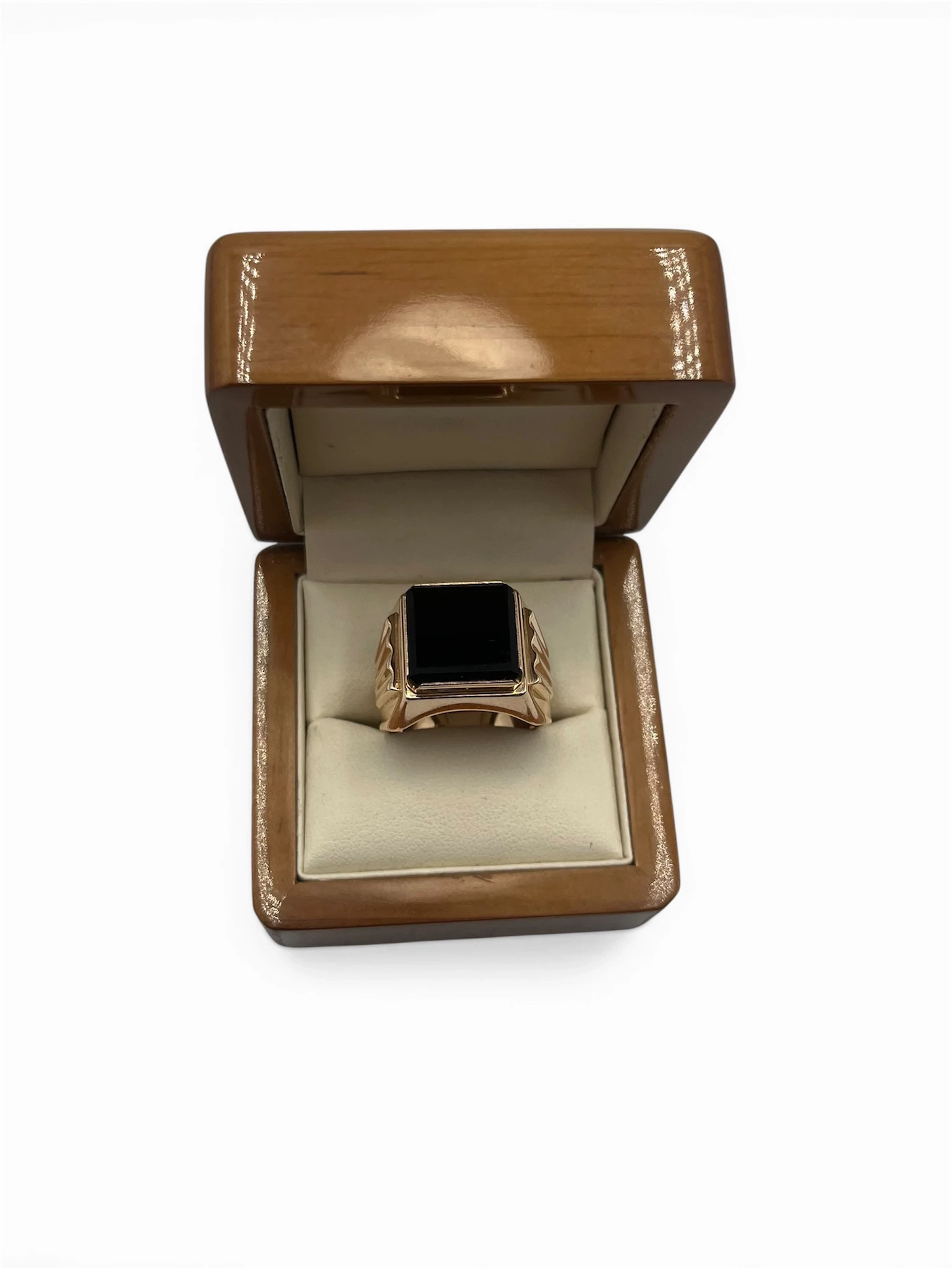 piekny-meski-zloty-sygnet-1351g-585-r29-material-17128-2