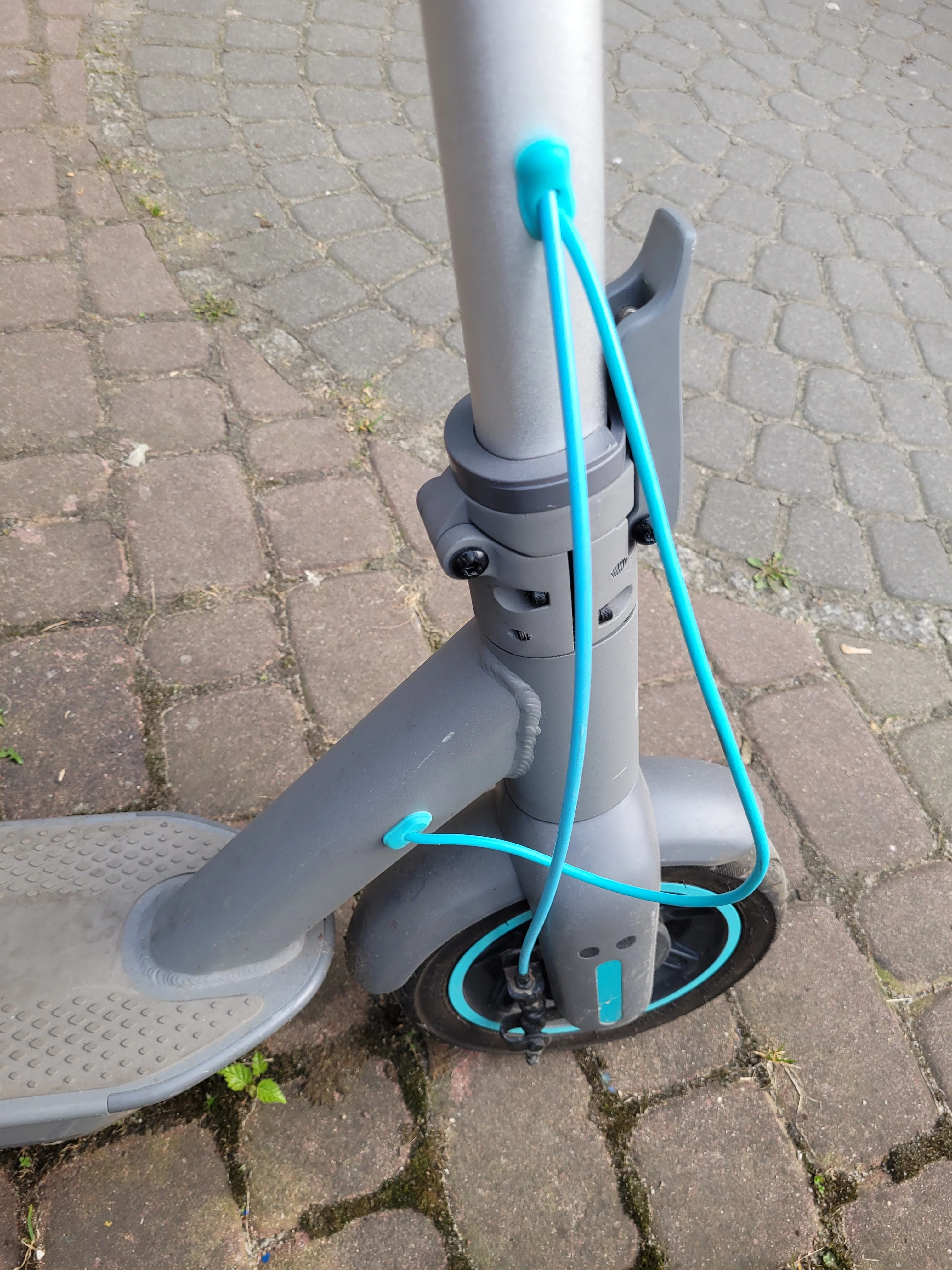 hulajnoga-elektryczna-motus-scooty-10-lad-kod-producenta-akc052