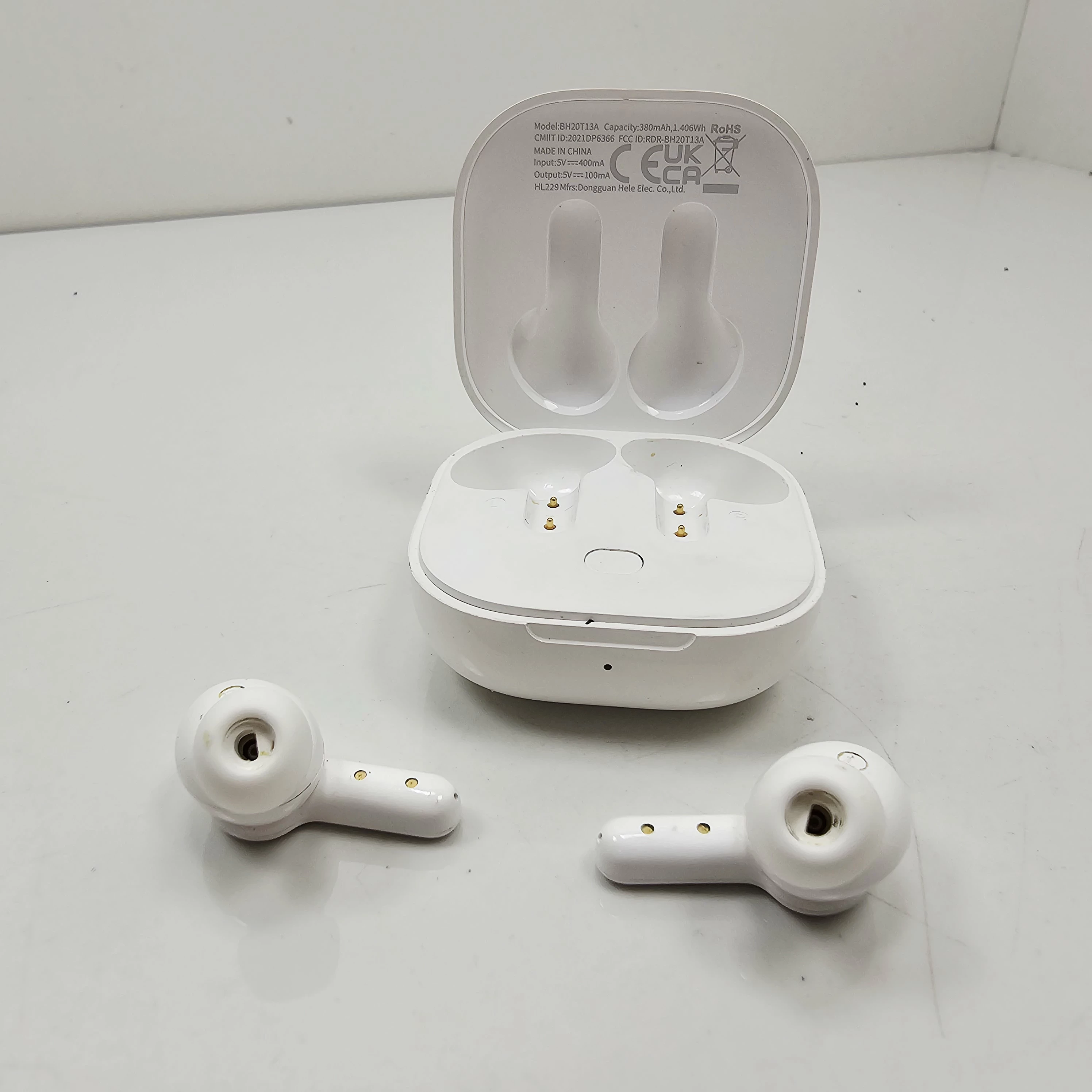 sluchawki-qcy-t13-biale-kolor-dominujacy-129357-2