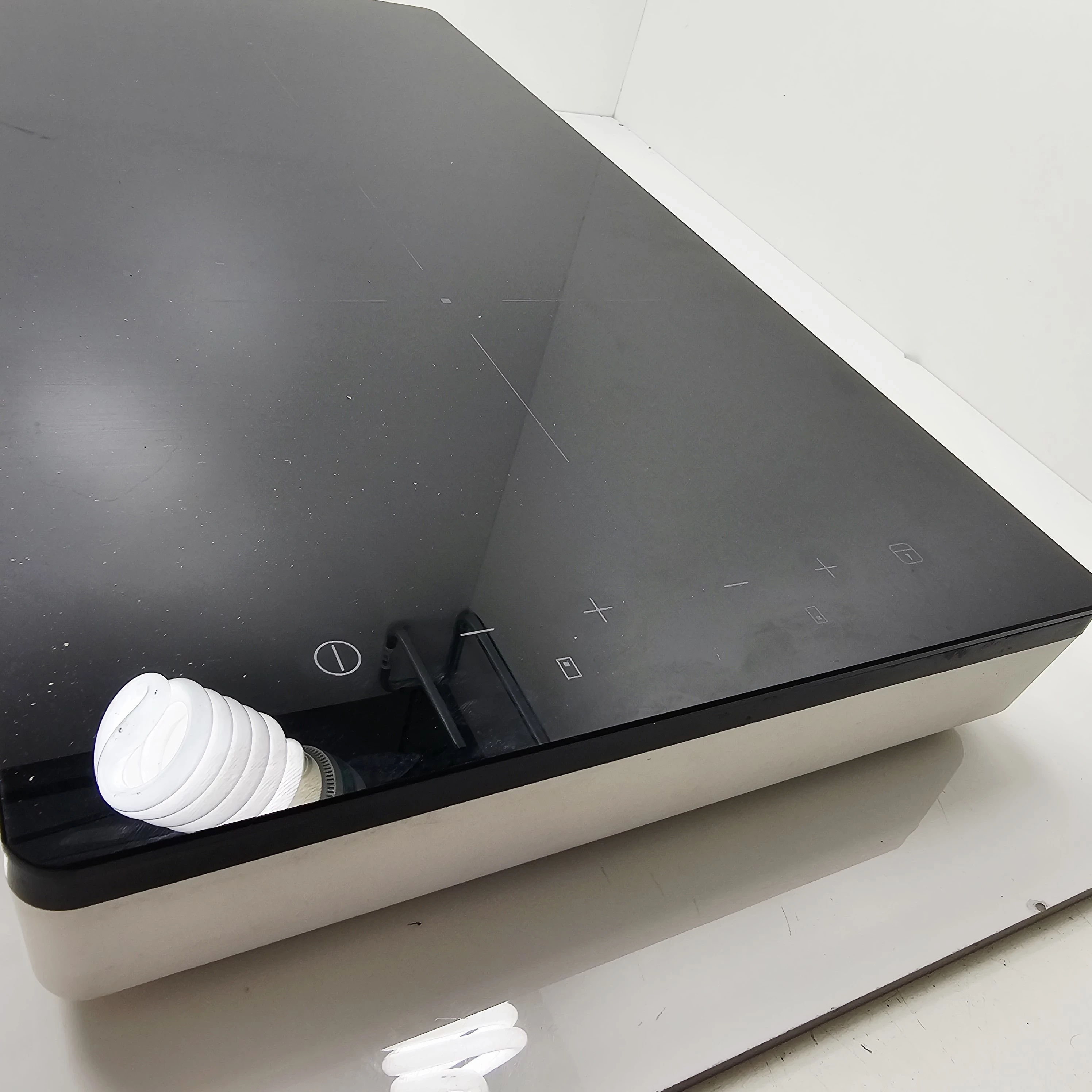 kuchenka-indukcyja-tillerda-dotykowa-2-paliniki-zasilanie-sieciowe-stan-11323-2