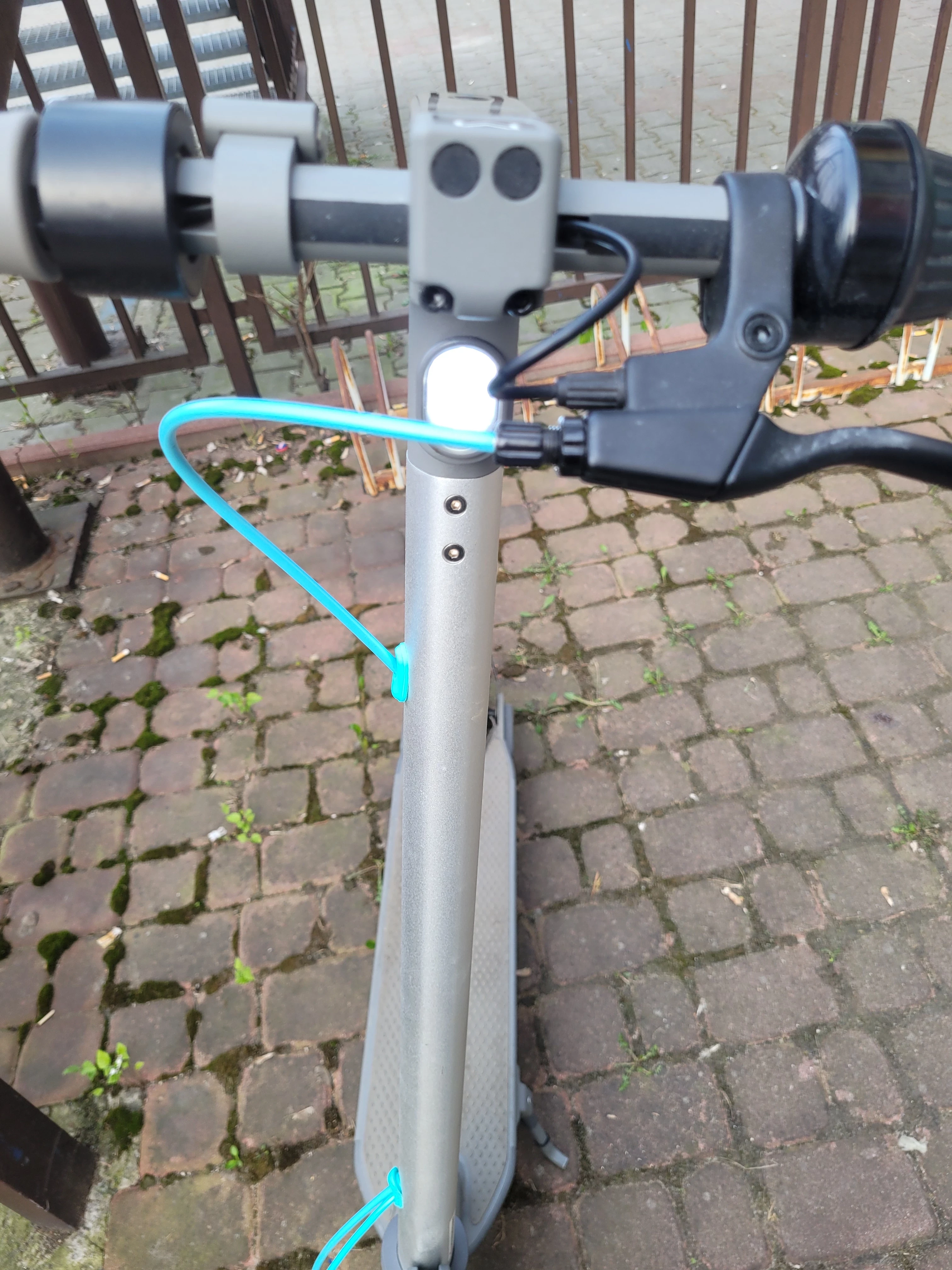 hulajnoga-elektryczna-motus-scooty-10-lad-kolor-249512-1647413