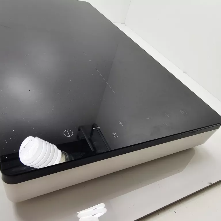 kuchenka-indukcyja-tillerda-dotykowa-2-paliniki-zasilanie-sieciowe-stan-11323-2