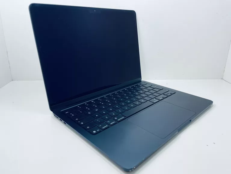 laptop-apple-macbook-air-2025-136-m4-ean-gtin-195949838330