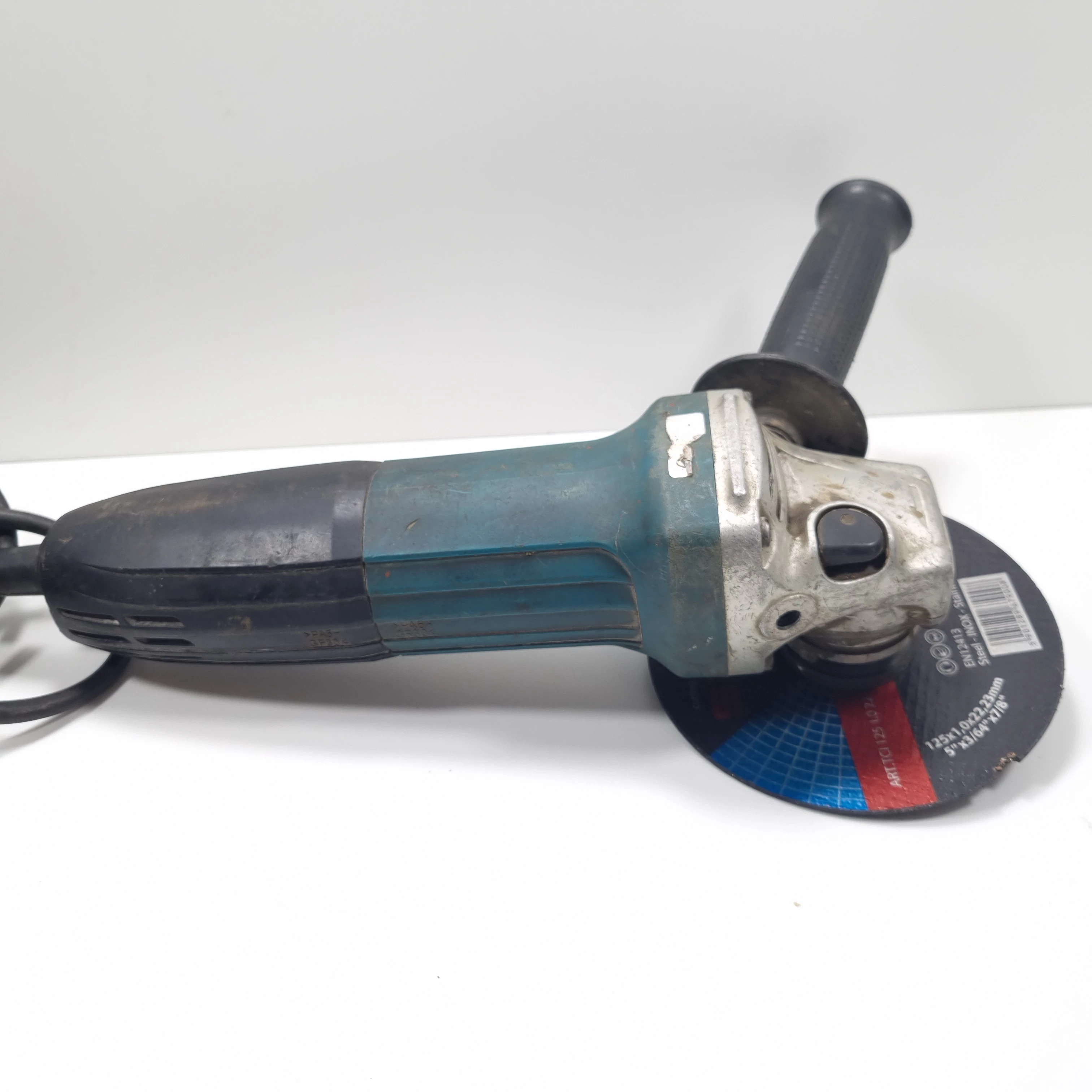 szlifierka-katowa-makita-ga5030r-ean-gtin-0088381808552