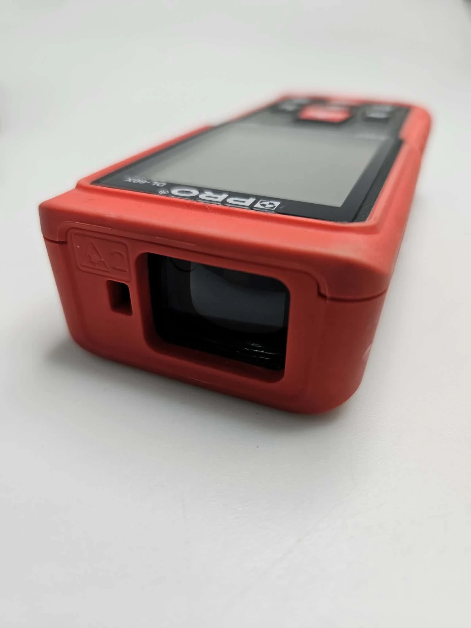 dalmierz-laserowy-pro-dl-60x-w-etui-maksymalny-zasieg-204901-222077