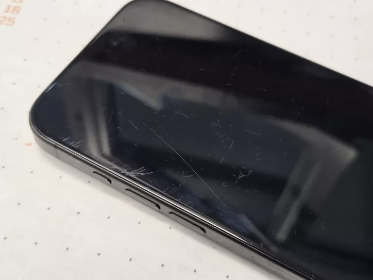 telefon-apple-iphone-15-pro-88-256-gb-pojemnosc-akumulatora-3200