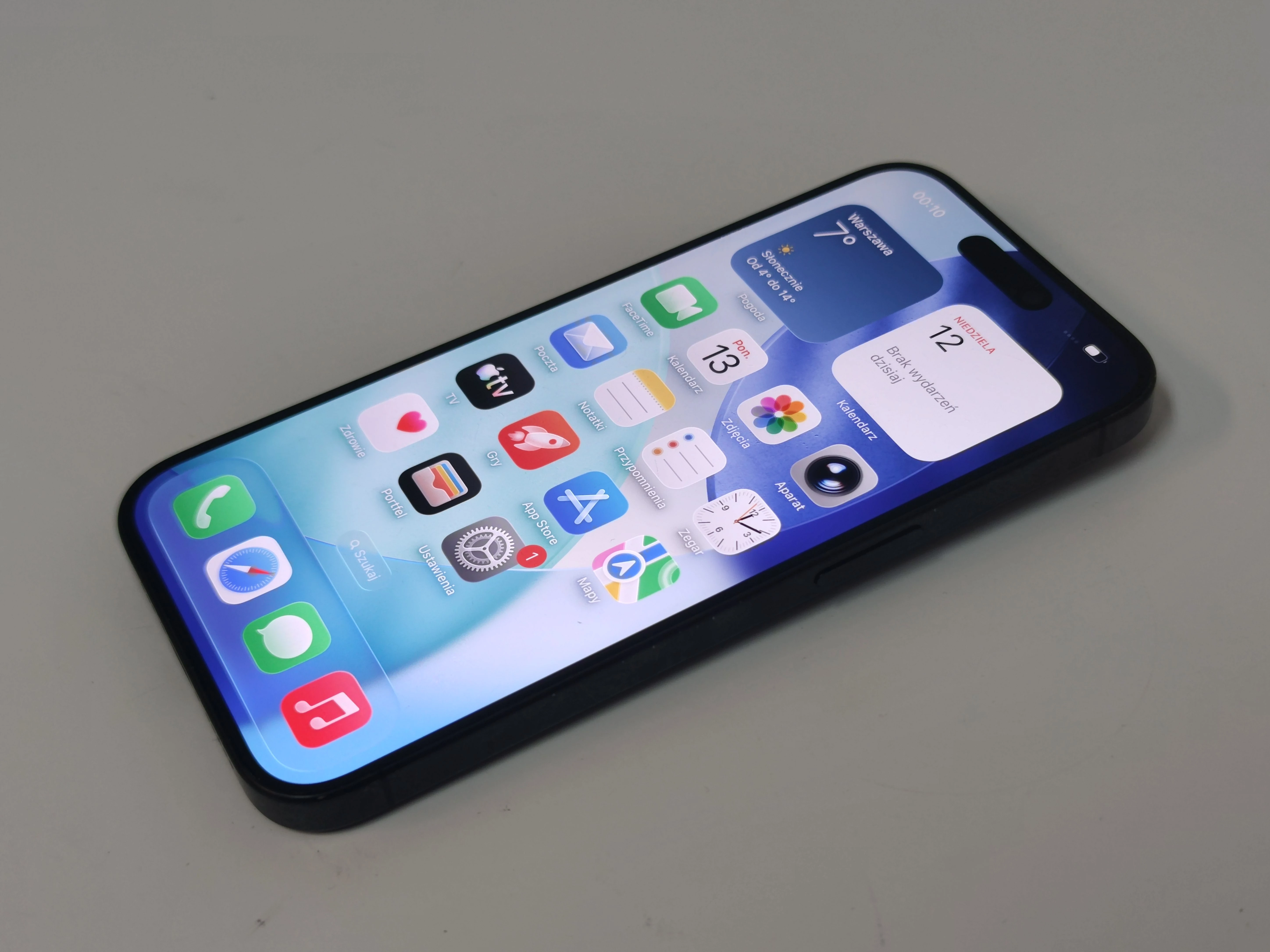 telefon-apple-iphone-15-pro-88-256-gb-ean-gtin-195949019579