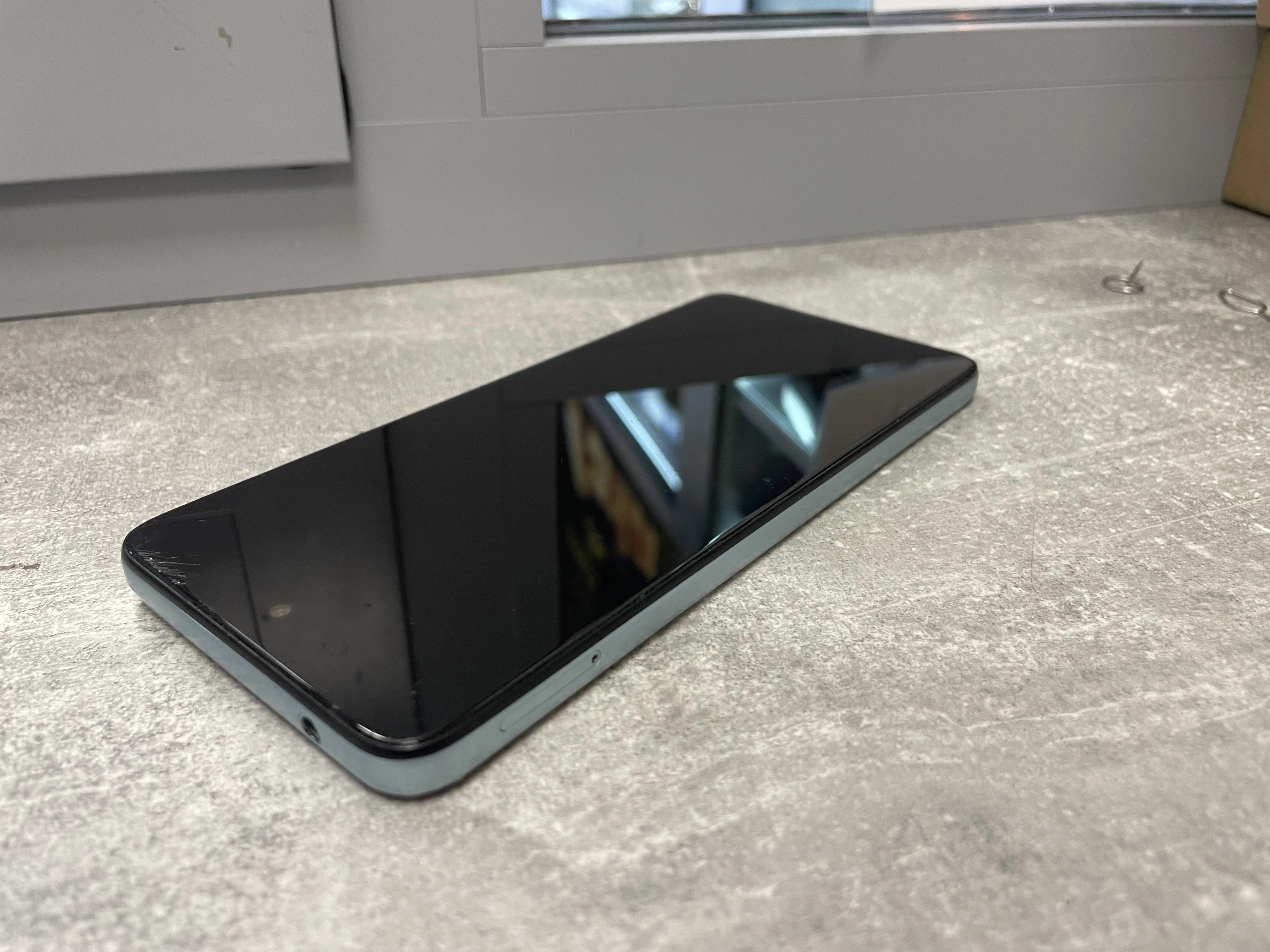 telefon-motorola-moto-e32ssolo352303505989030-typ-202685-212929