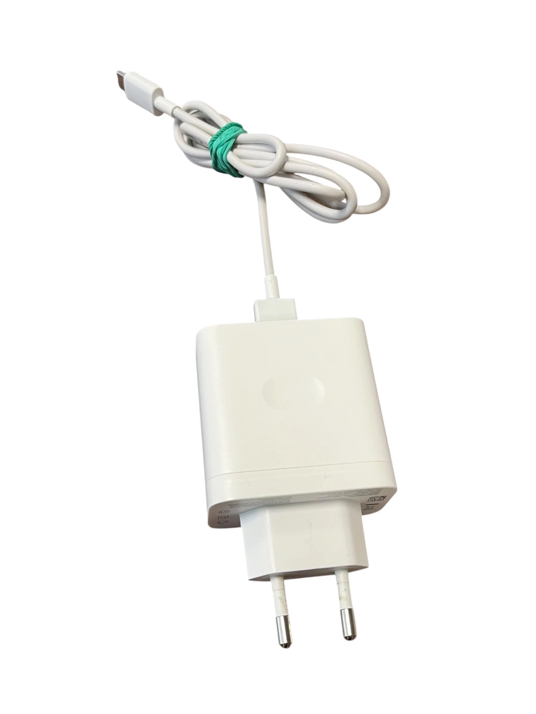 ladowarka-sieciowa-uniwersalna-realme-supervooc-80w-usb-biala-ean-gtin-6941764467194