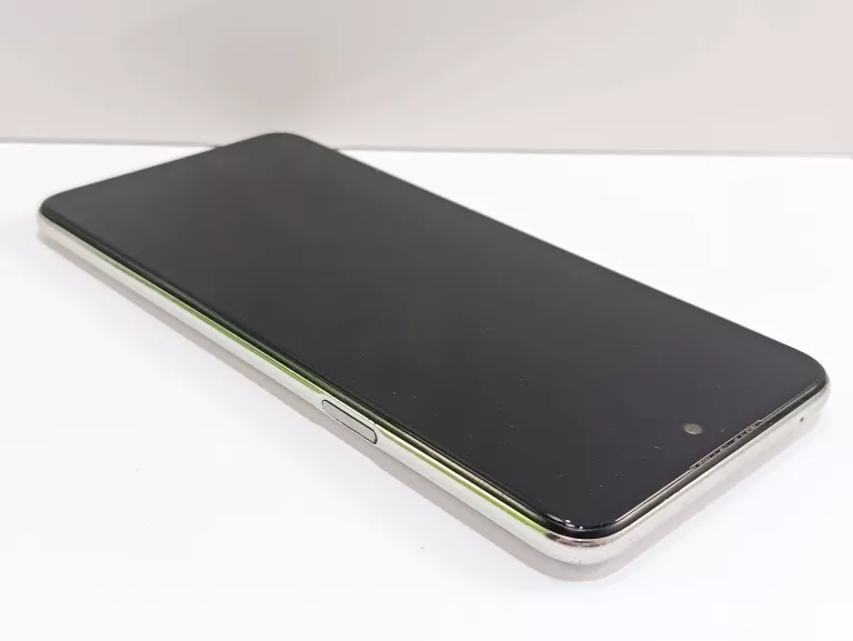 telefon-lg-k52-464gb-stan-11323-2