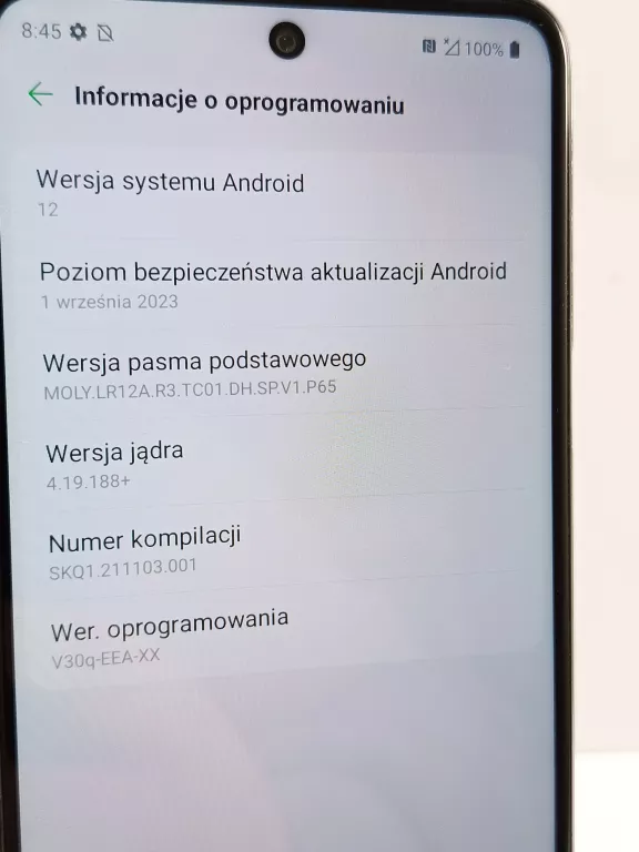 telefon-lg-k52-464gb-pojemnosc-akumulatora-4000