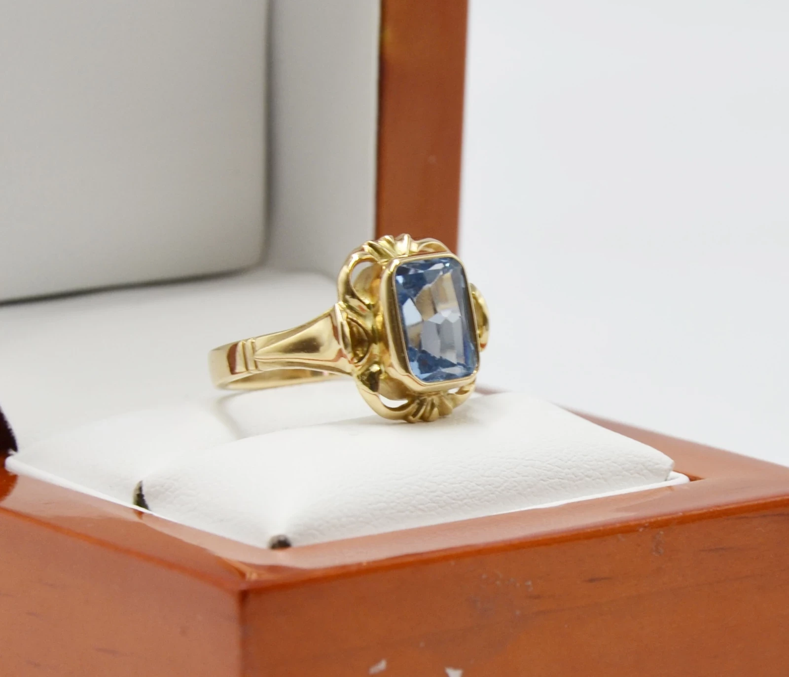 zloty-pierscionek-vintage-585-w634-r21-rodzaj-2205-2