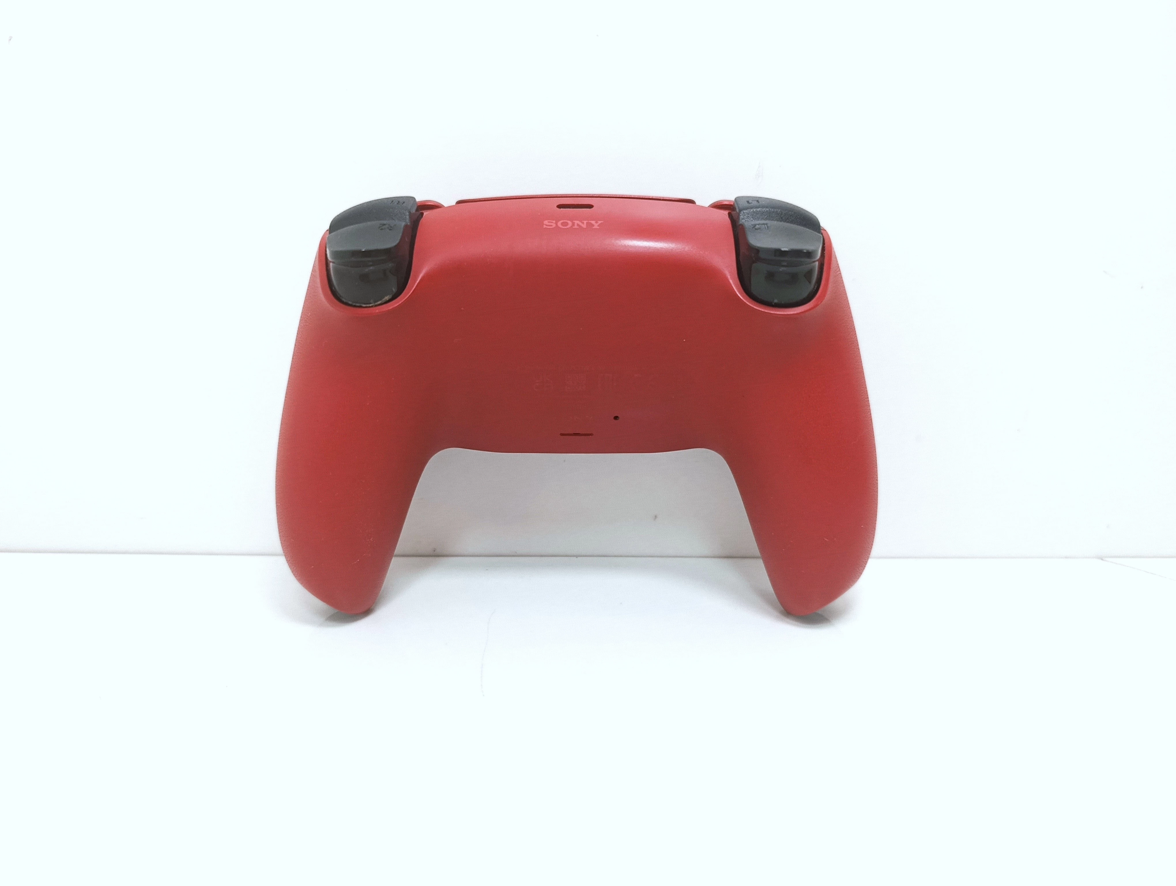 pad-do-konsoli-ps5-playstation-5-waga-produktu-z-opakowaniem-jednostkowym-2000