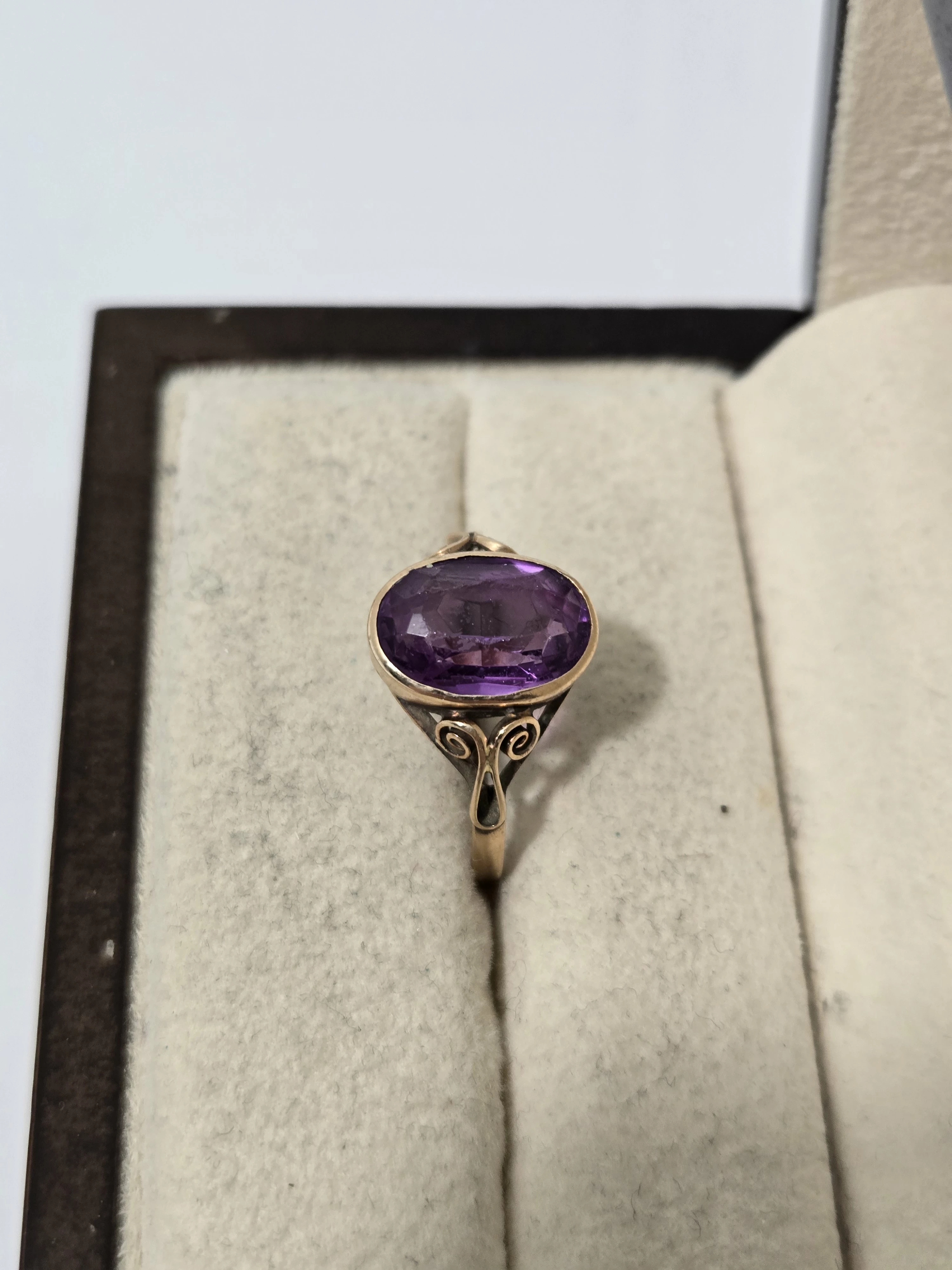 zloty-pierscionek-z-oczkiem-583-w300g-r13-wygiety-material-15835-2