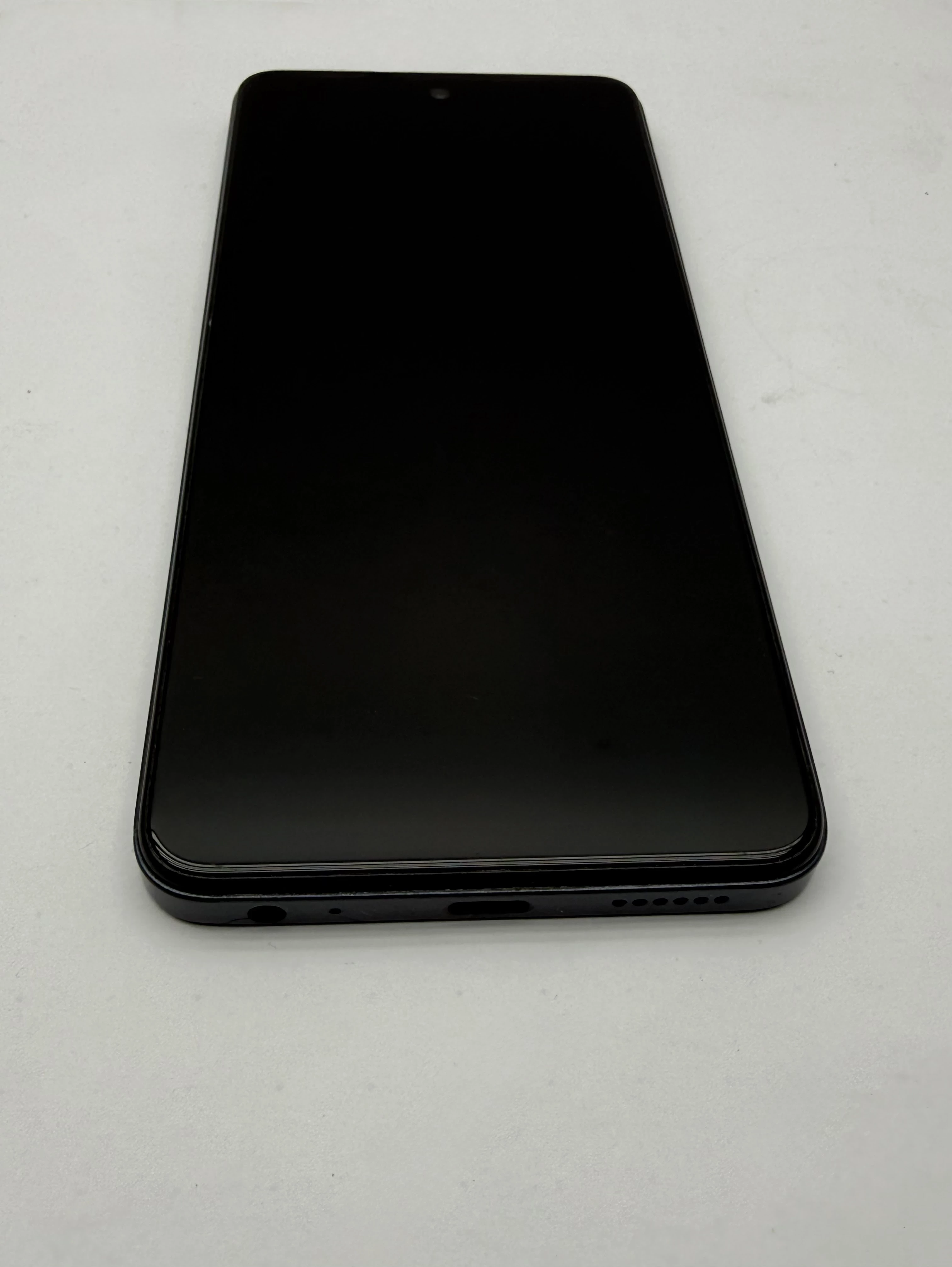telefon-infinix-smart-8-33gb64gb-ean-gtin-4894947010392