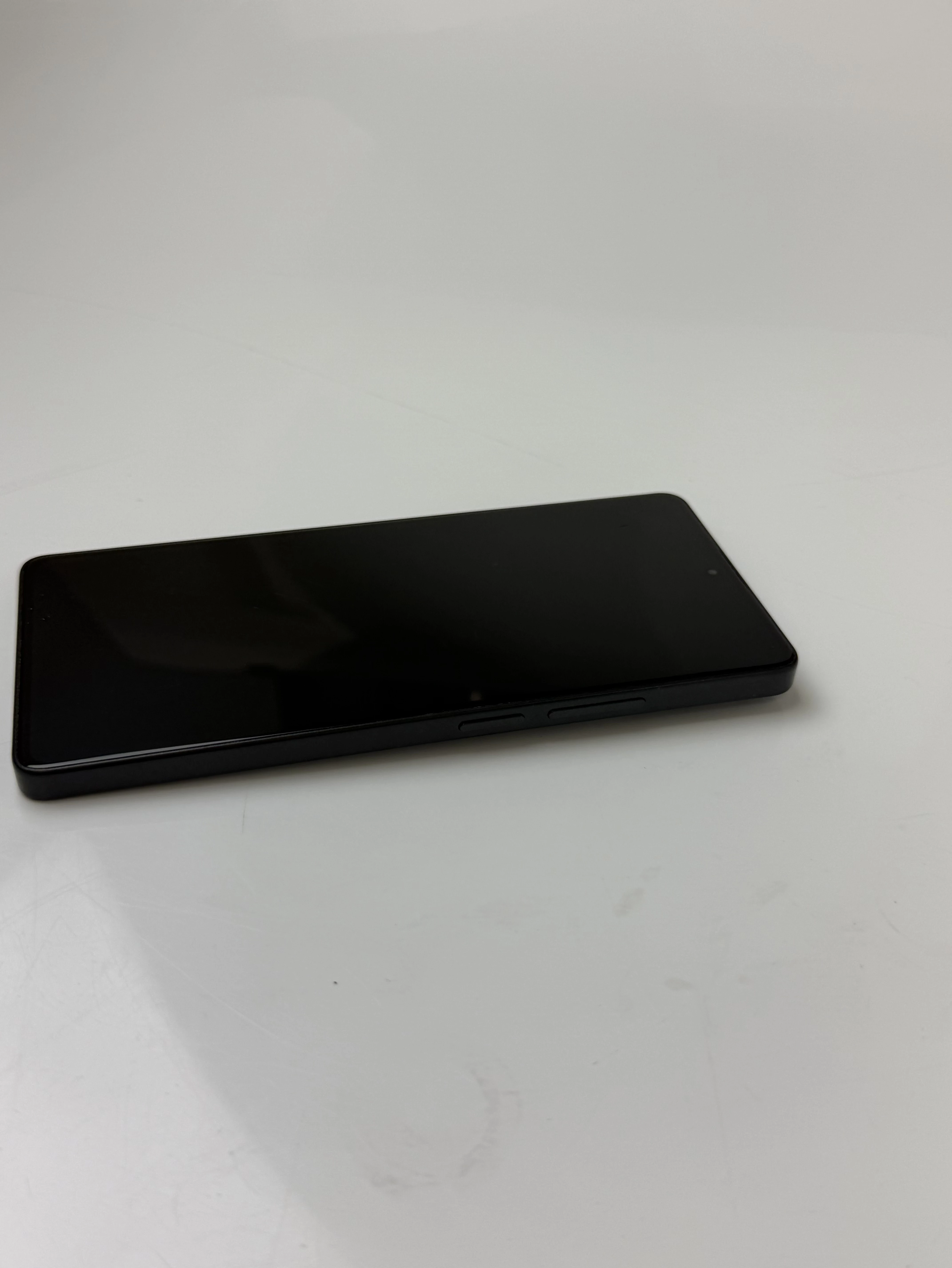 telefon-redmi-note-13-pro-stan-11323-2