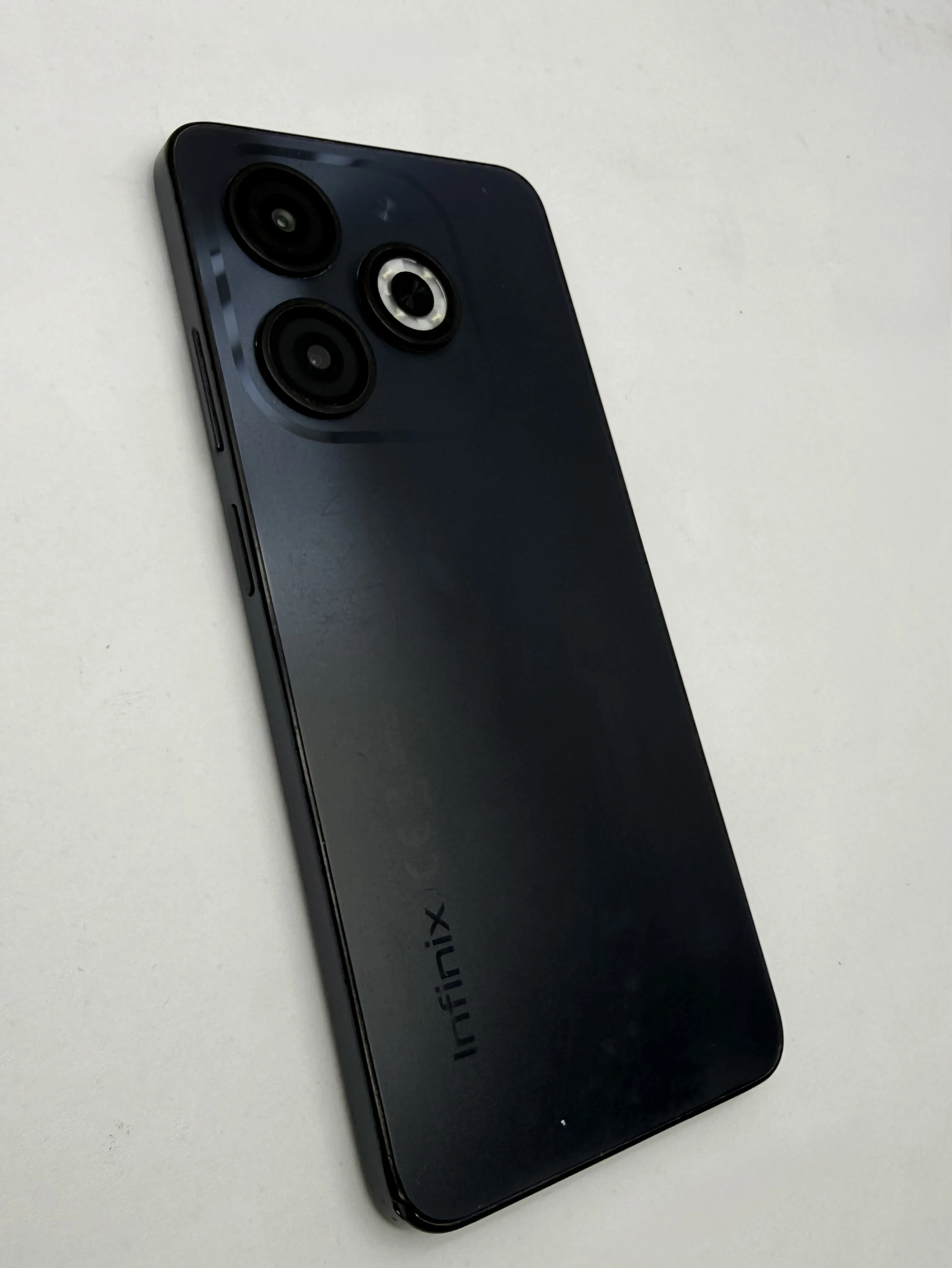 telefon-infinix-smart-8-33gb64gb-stan-11323-2