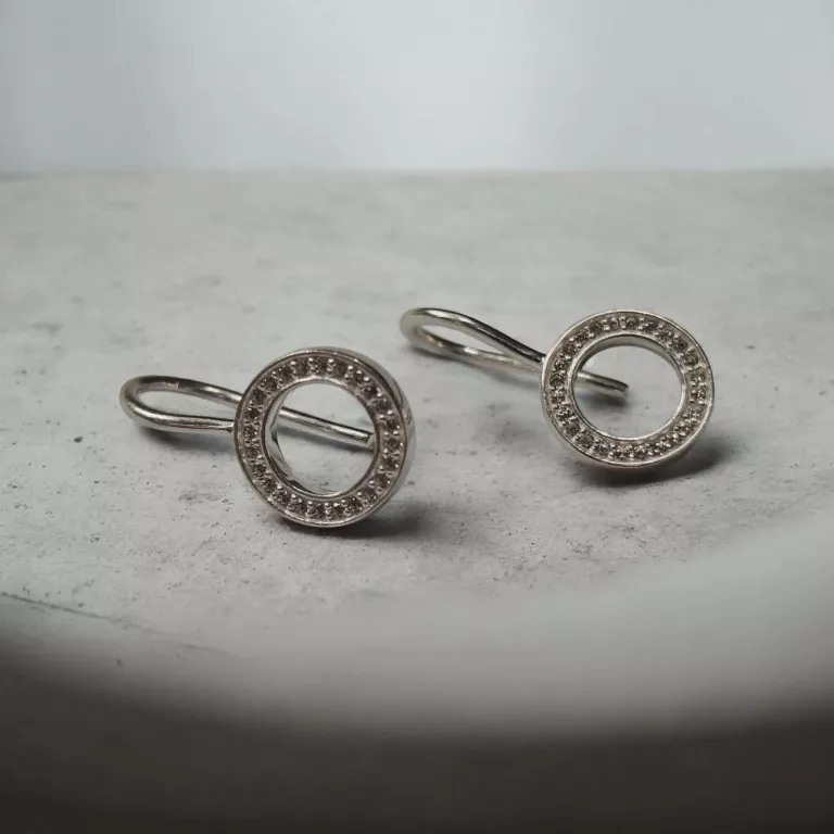 klasyczne-srebrne-kolczyki-cyrkonia-srebro-925-waga-211-g-thomas-sabo-rodzaj-zapiecia-2207-2