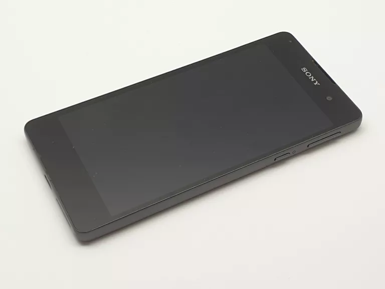 telefon-sony-xperia-e5-f3311-przekatna-ekranu-500
