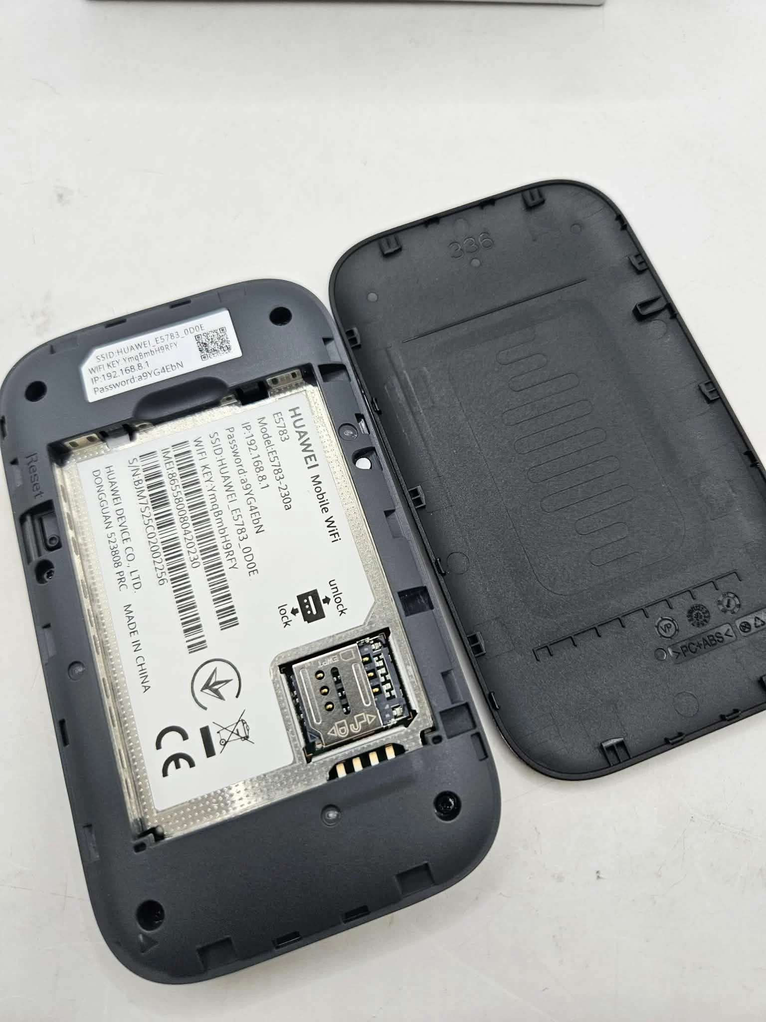 router-przenosny-huawei-4g-mobile-wifi-e5783-stan-idealny-kod-producenta-6941487256136