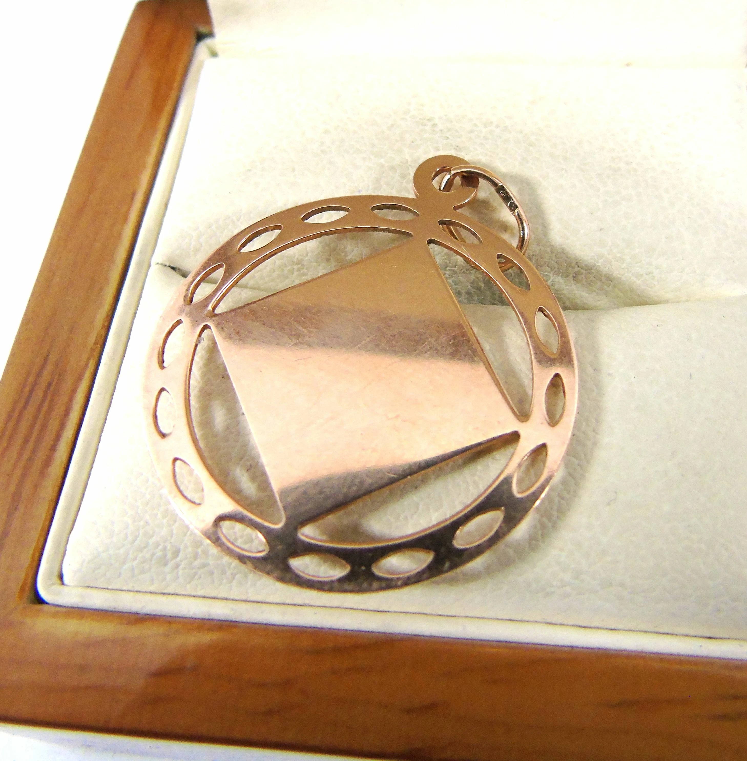 konkretna-zlota-zawieszka-medalik-pr585-14k-plac-wolnosci-6-zuromin