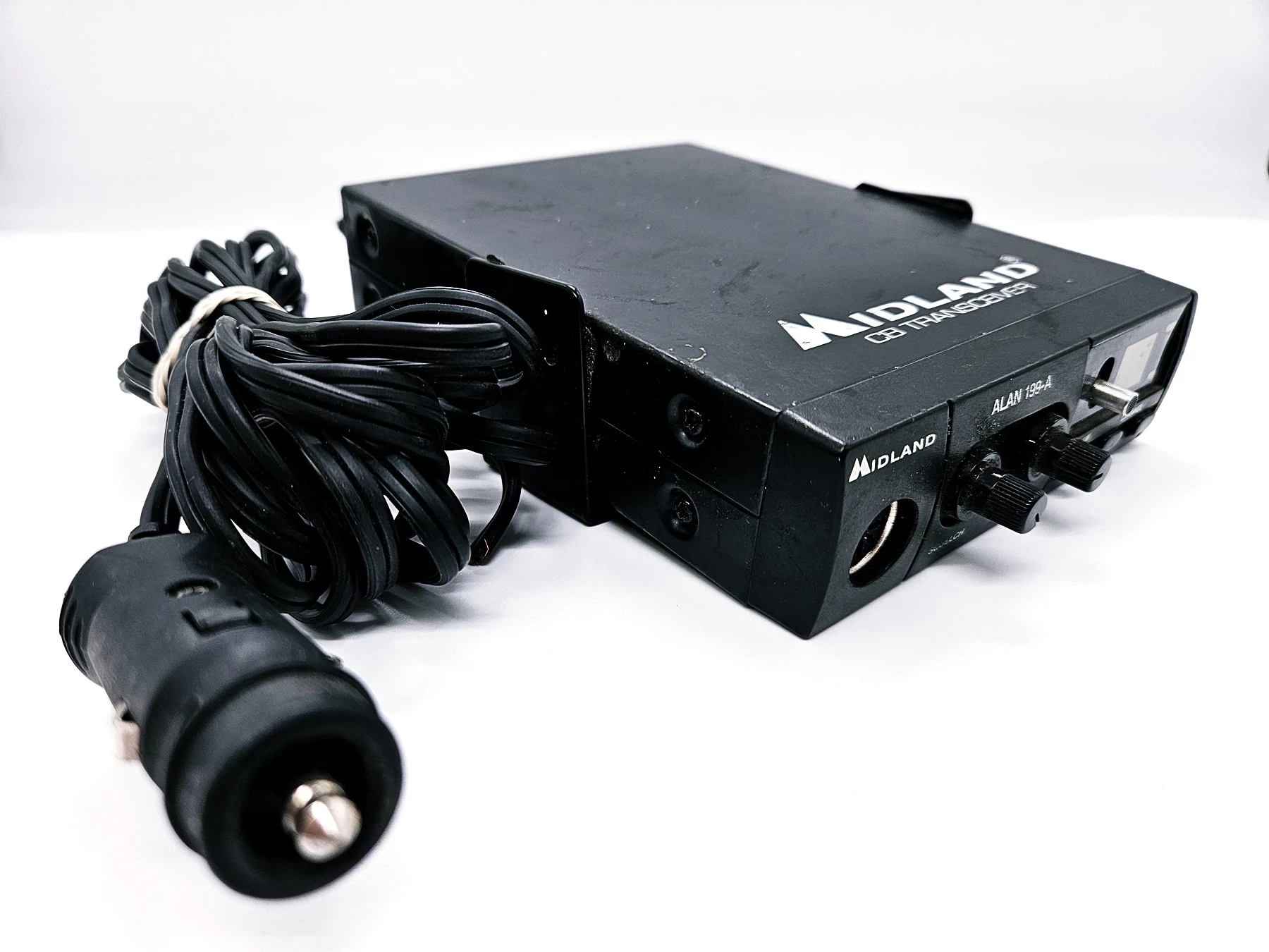 cb-radio-alan-199-a-mikorfon-typ-samochodu-129591-1