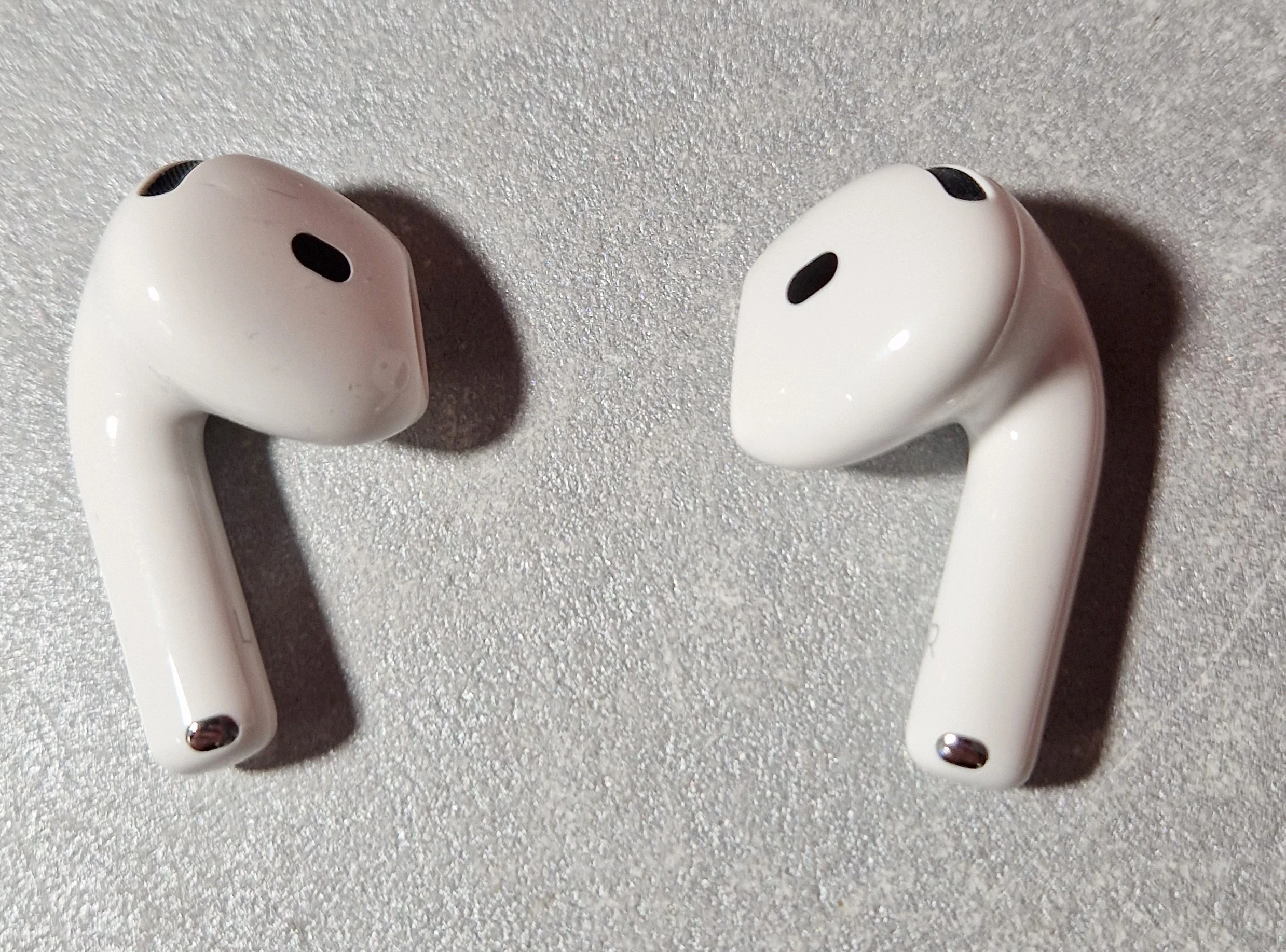 sluchawki-bezprzewodowe-douszne-apple-airpods-4-anc-rodzaj-sluchawek-203681-217749