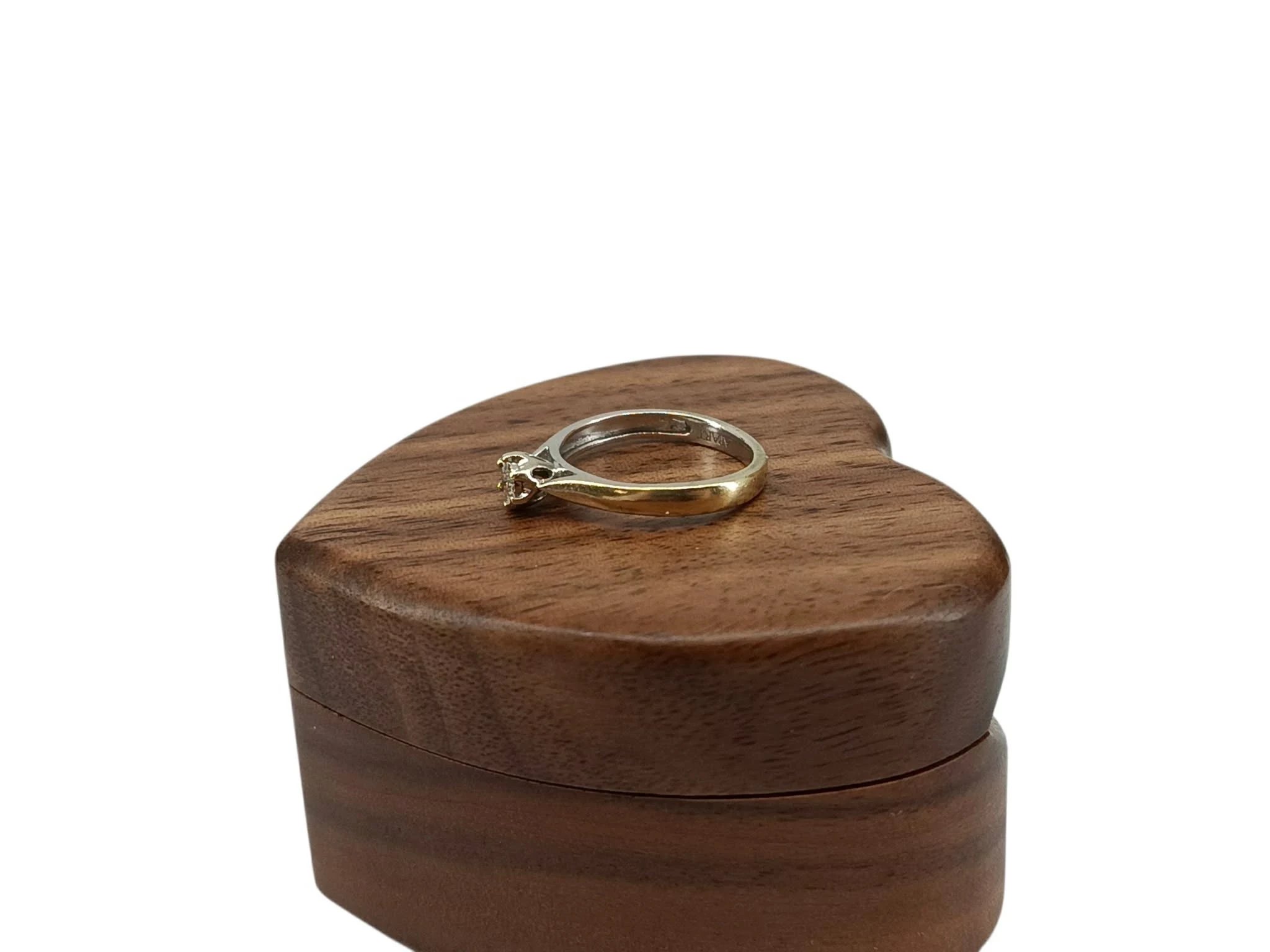 wyjatkowy-zloty-pierscionek-z-brylantem-171g-p585-008ct-rozmiarsrednica-wew-mm-372-9