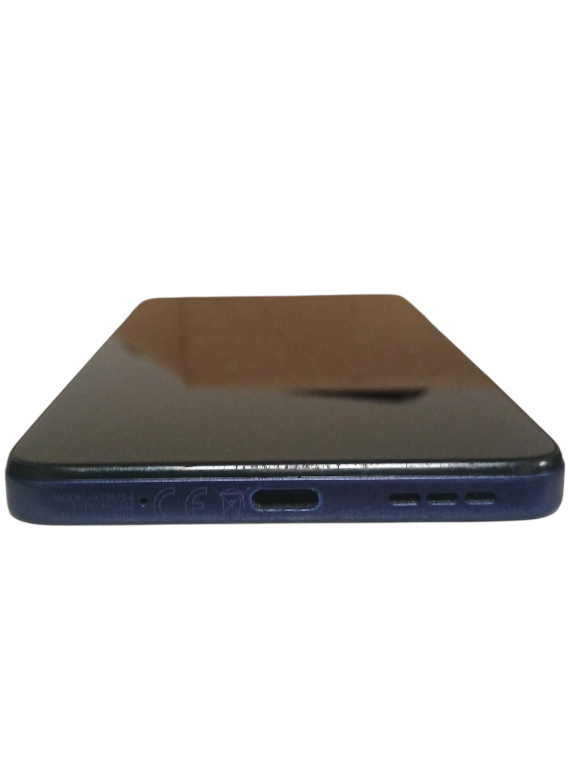 telefon-motorola-e15-264gb-kod-producenta-pb6s0005pl