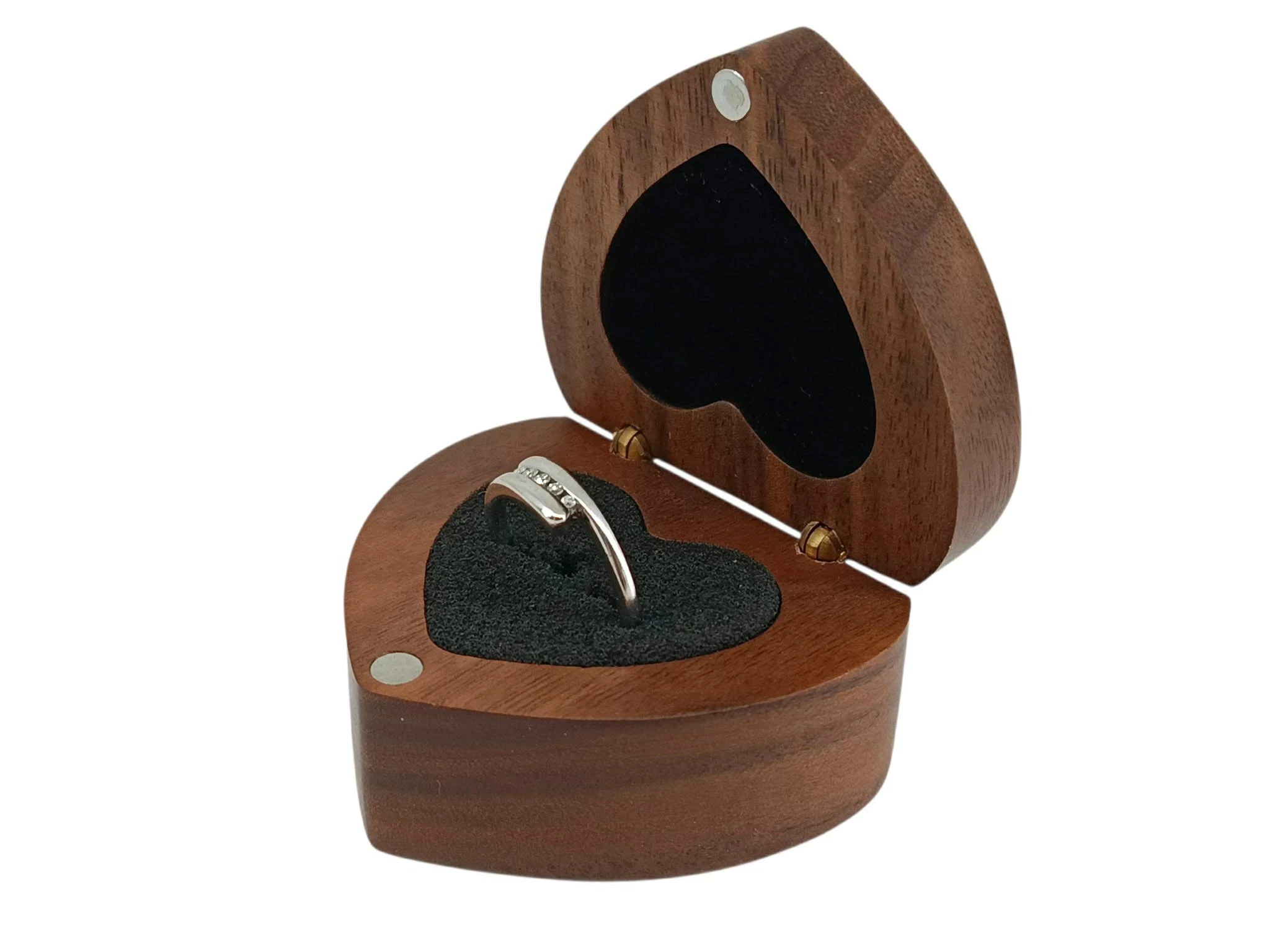 piekny-pierscionek-z-bialego-zlota-z-brylantami-275g-p375-005ct-waga-275