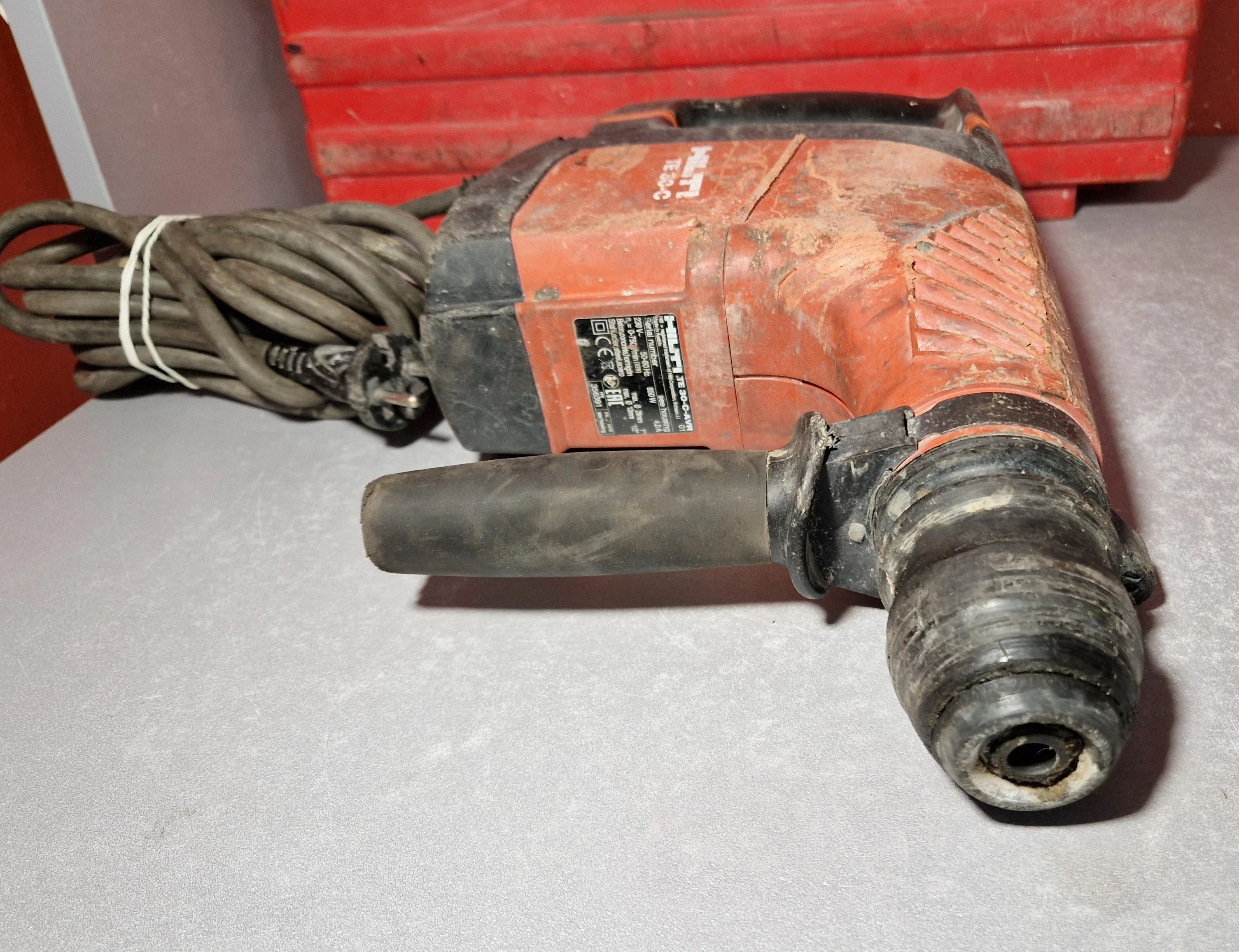mlotowiertarka-hilti-te-30c-w-walizce-stan-11323-2